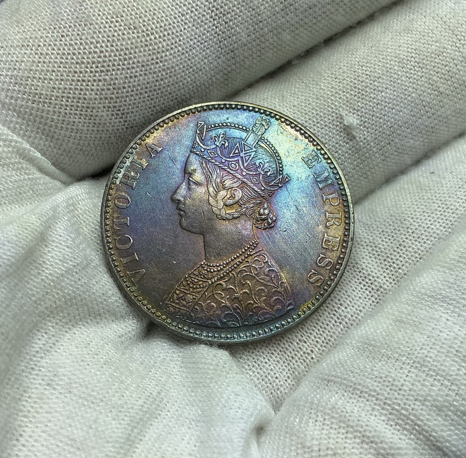BIKANIR STATE 1892 VICTORIA EMPRESS ONE RUPEE RARE SILVER Rainbow Toning R369 BIKANIR STATE 1892 VICTORIA EMPRESS ONE RUPEE RARE SILVER Rainbow Toning R369