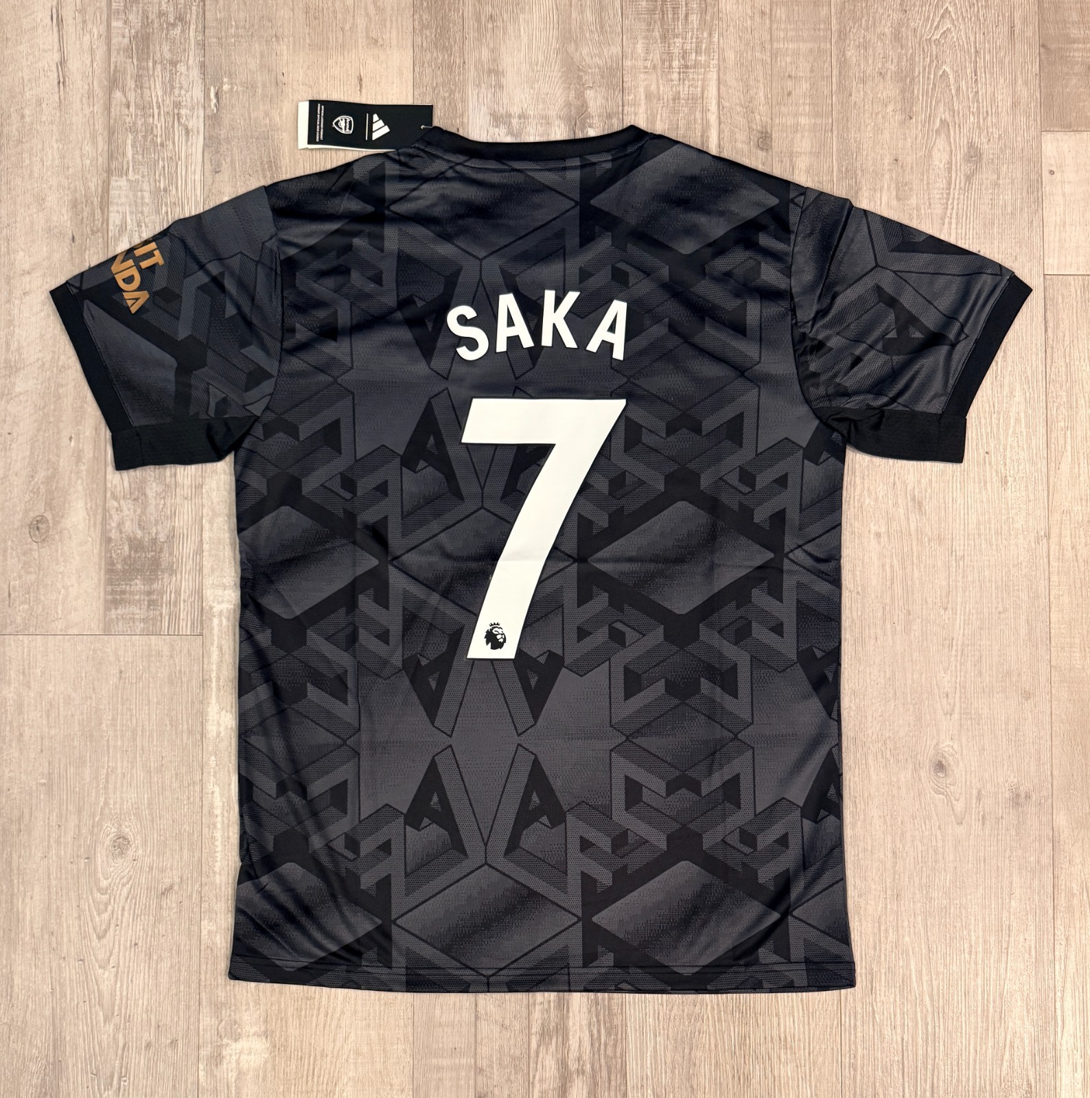 BUKAYO SAKA 2022/23 Arsenal FC Black Football Kit Soccer Jersey - Men\'s L BUKAYO SAKA 2022/23 Arsenal FC Black Football Kit Soccer Jersey - Men\'s L