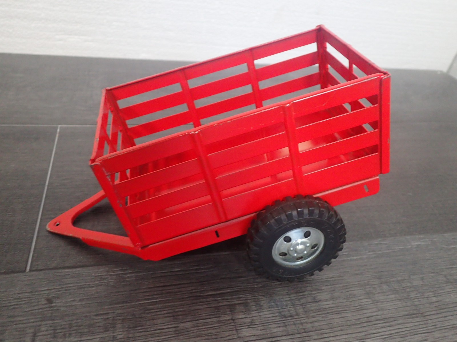 Tonka Toys Farm Stepside Stake Tailer Original Red Paint Vintage 1960\'s