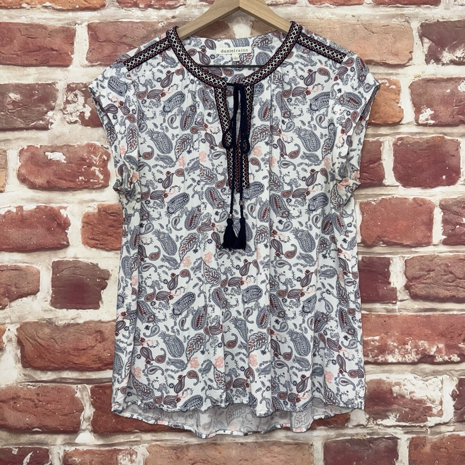 Anthropologie Daniel Rainn Top Womens Large White Multicolor Boho Paisley Shirt