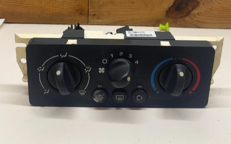 2003-2005 Saturn Ion A/C AC Heater Temperature Climate Control Assembly OEM