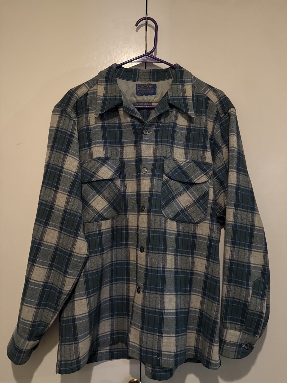 Vintage Pendleton Wool Shirt Mens L Blue Green Plaid 100% Virgin Wool USA Vintage Pendleton Wool Shirt Mens L Blue Green Plaid 100% Virgin Wool USA