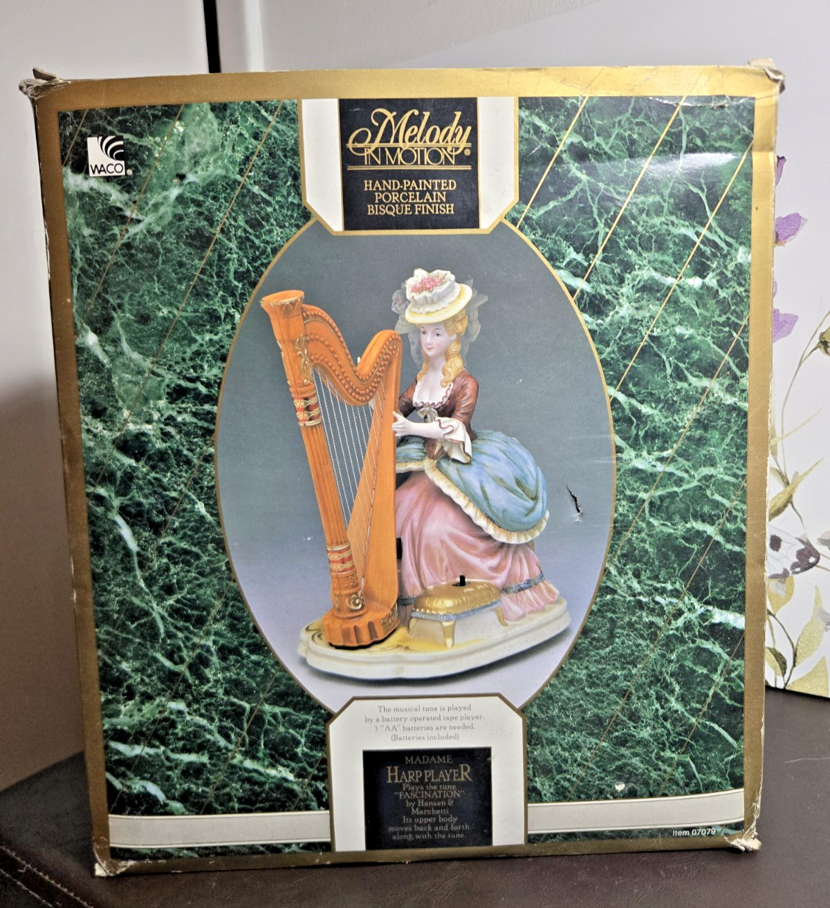 NEW WACO Melody In Motion Madame Harp Player Animated Musical Porcelain Figurine NEW WACO Melody In Motion Madame Harp Player Animated Musical Porcelain Figurine