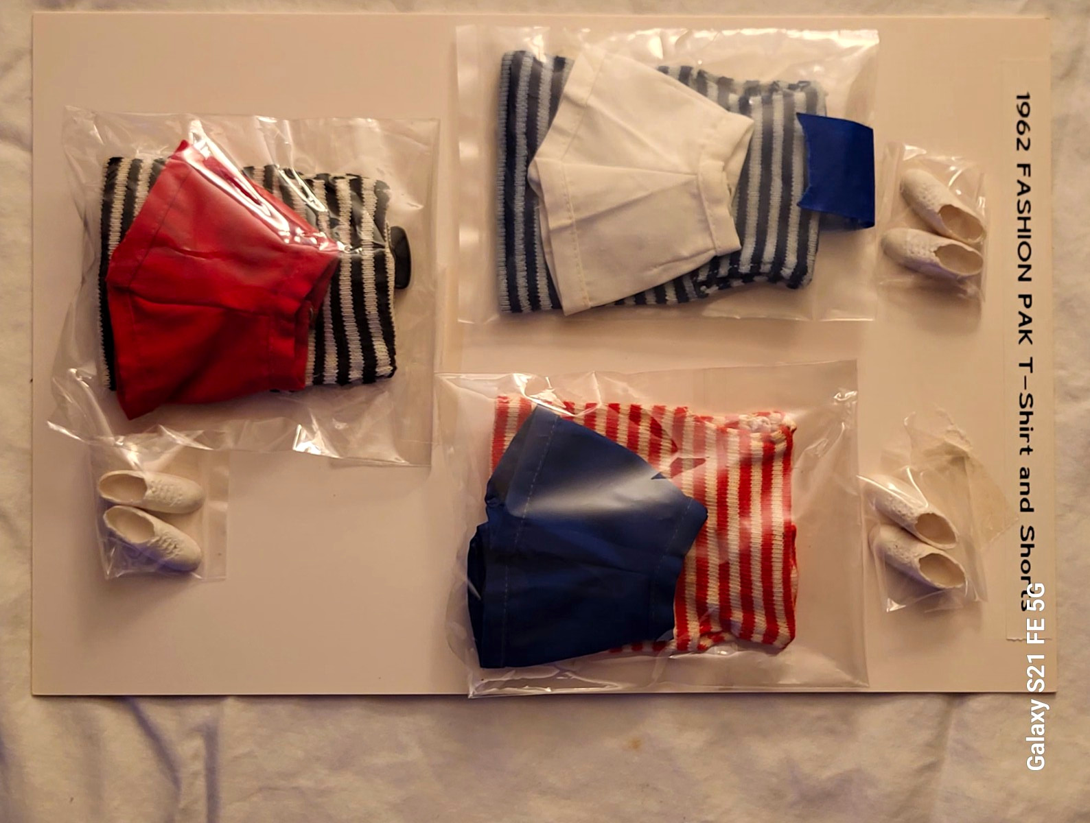 Vintage Mattel Barbie Fashion Pak Outfit Lot Top Shorts Shoes Hanger 1962