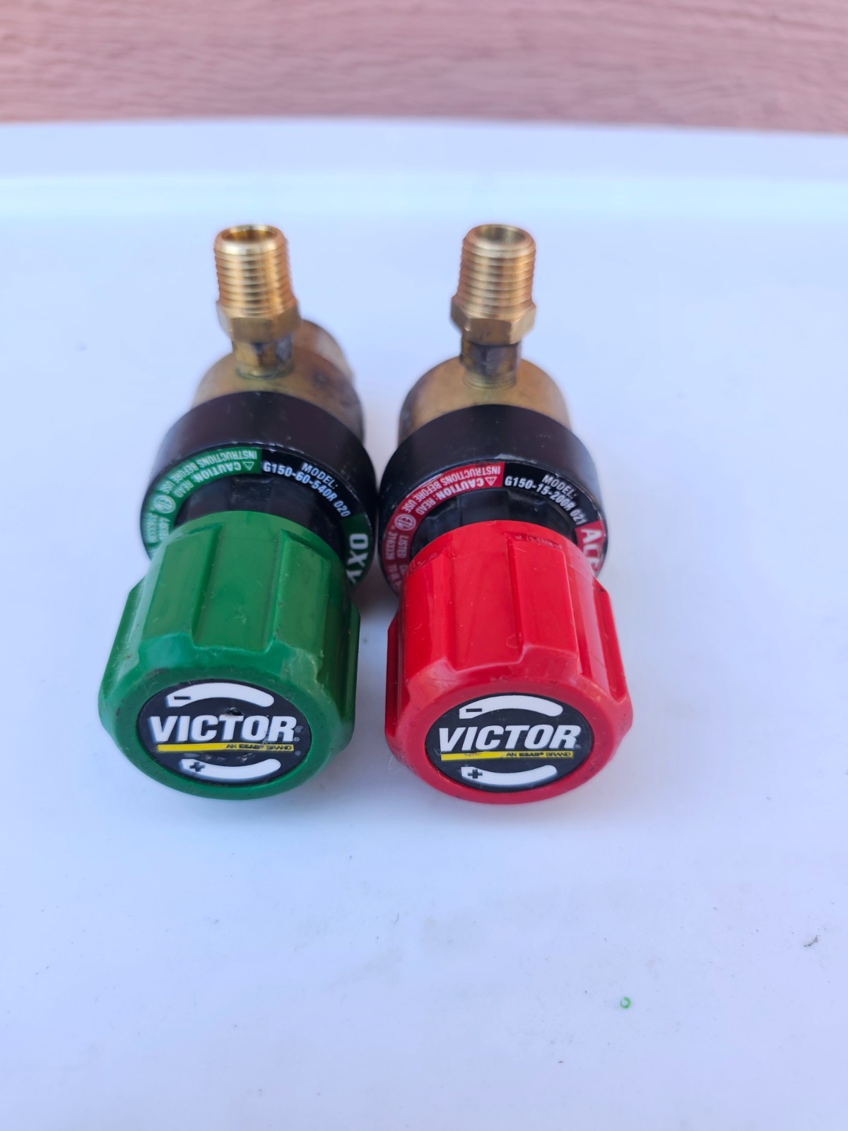 2 Genuine Victor G150-15-200R 021 and G150-60-540R 020 Gas Regulator - No Gauges 2 Genuine Victor G150-15-200R 021 and G150-60-540R 020 Gas Regulator - No Gauges