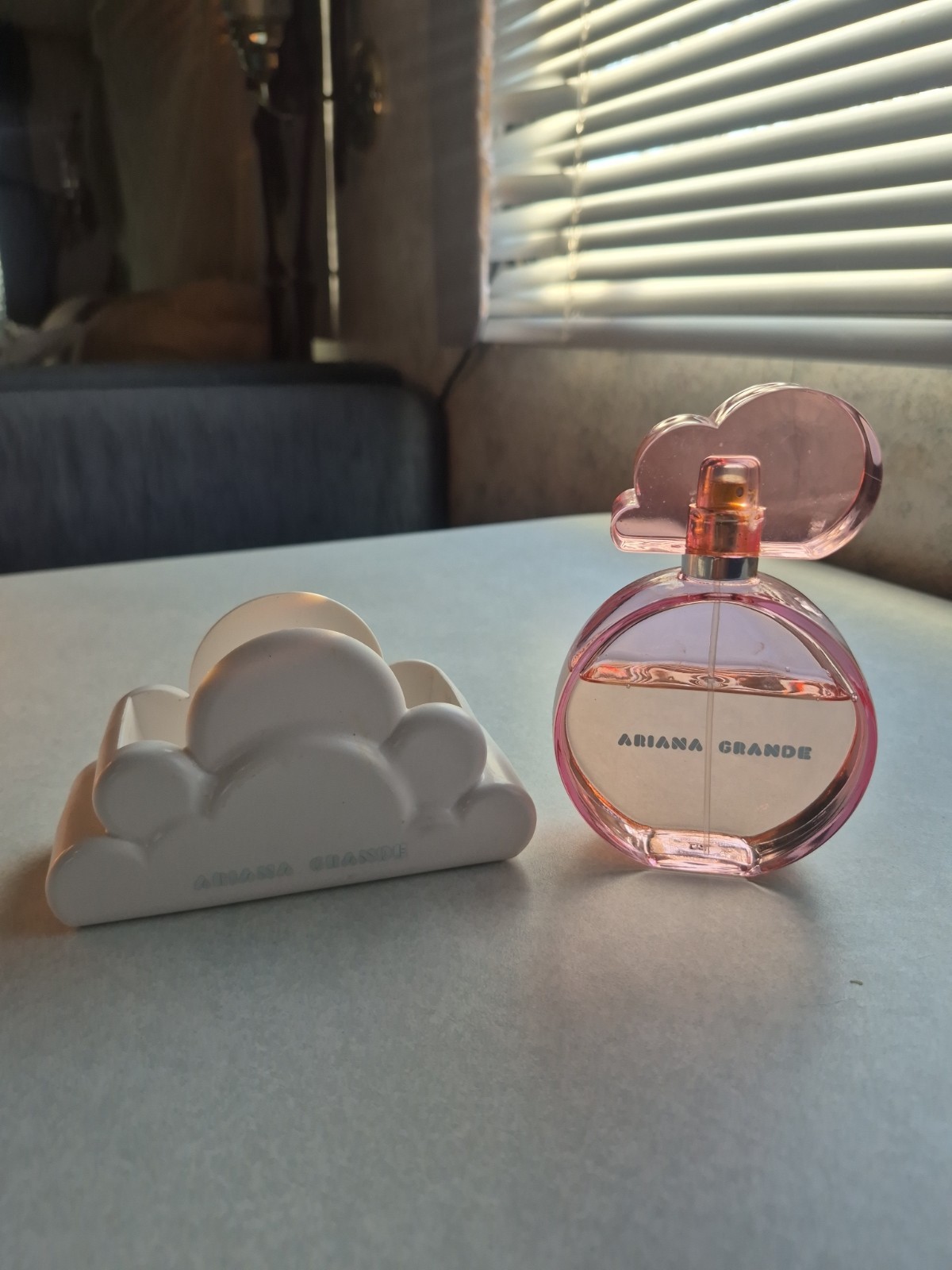 Ariana Grande Cloud Pink 3.4 oz Women\'s Eau de Parfum