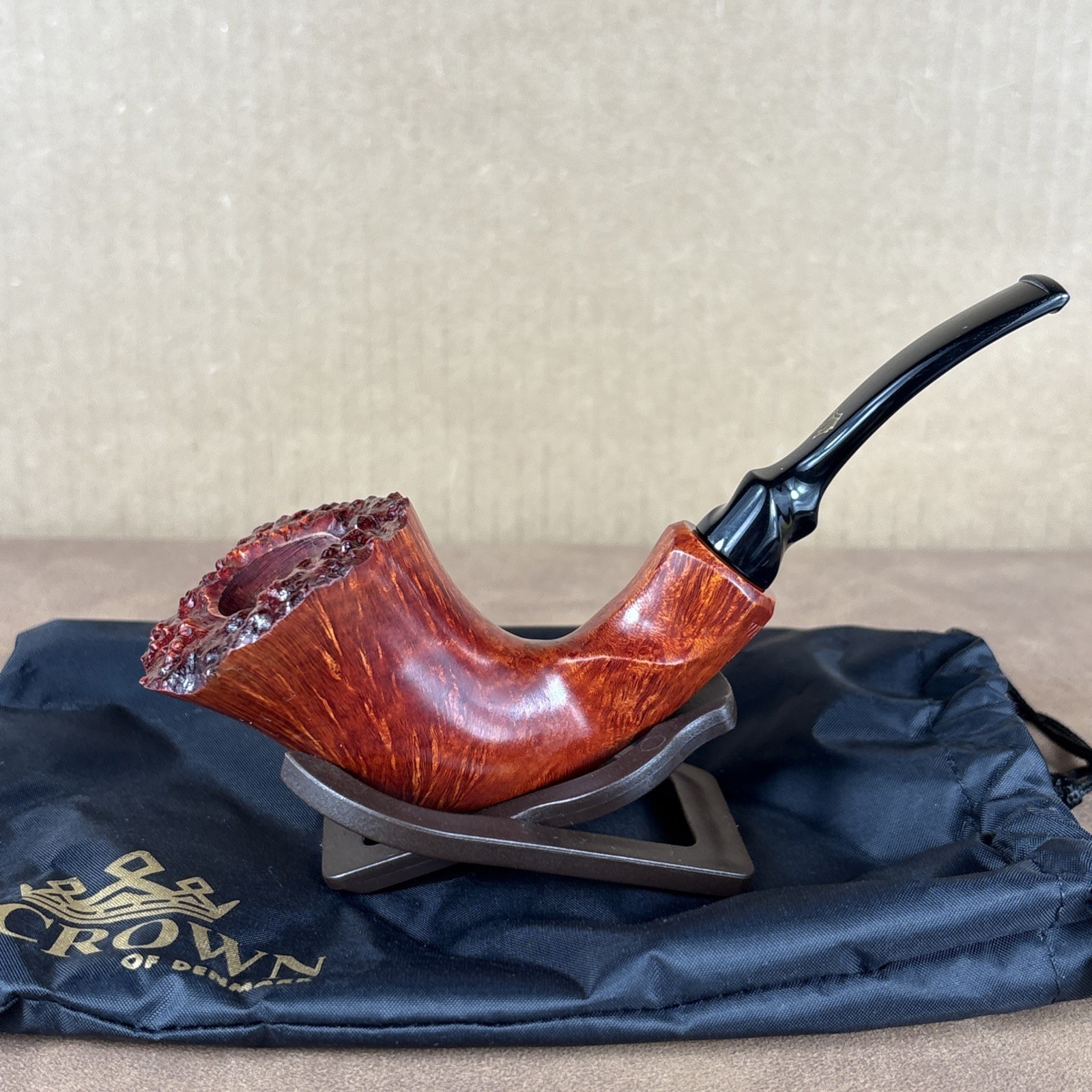 Poul Winslow Crown 200 Smooth Bent Dublin Plateau Estate Pipe Denmark