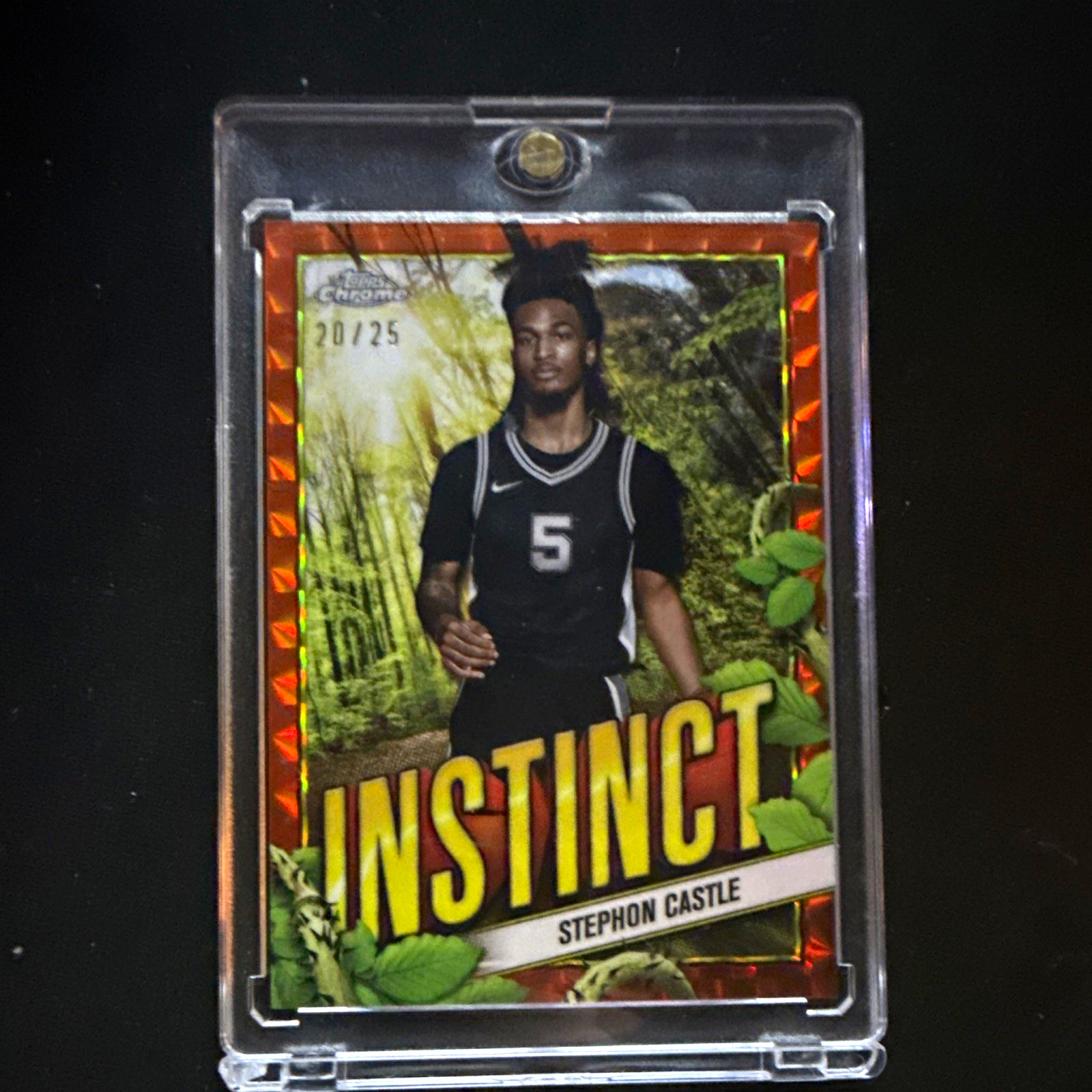 Topps 2024-25 Topps Chrome Stephon Castle Spurs Instinct Insert #INS-28 /25 Topps 2024-25 Topps Chrome Stephon Castle Spurs Instinct Insert #INS-28 /25