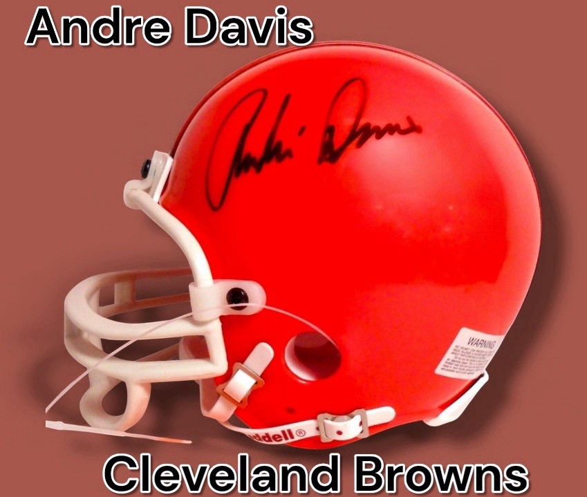 ANDRE DAVIS AUTOGRAPHED SIGNED CLEVELAND BROWNS MINI HELMET TOPPS RESERVE 