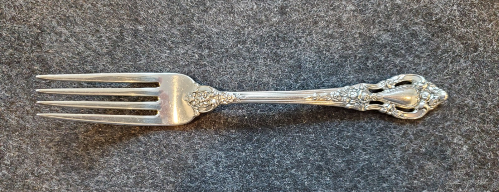Lunt Eloquence Fork Sterling Silver 7-1/2\ Lunt Eloquence Fork Sterling Silver 7-1/2\