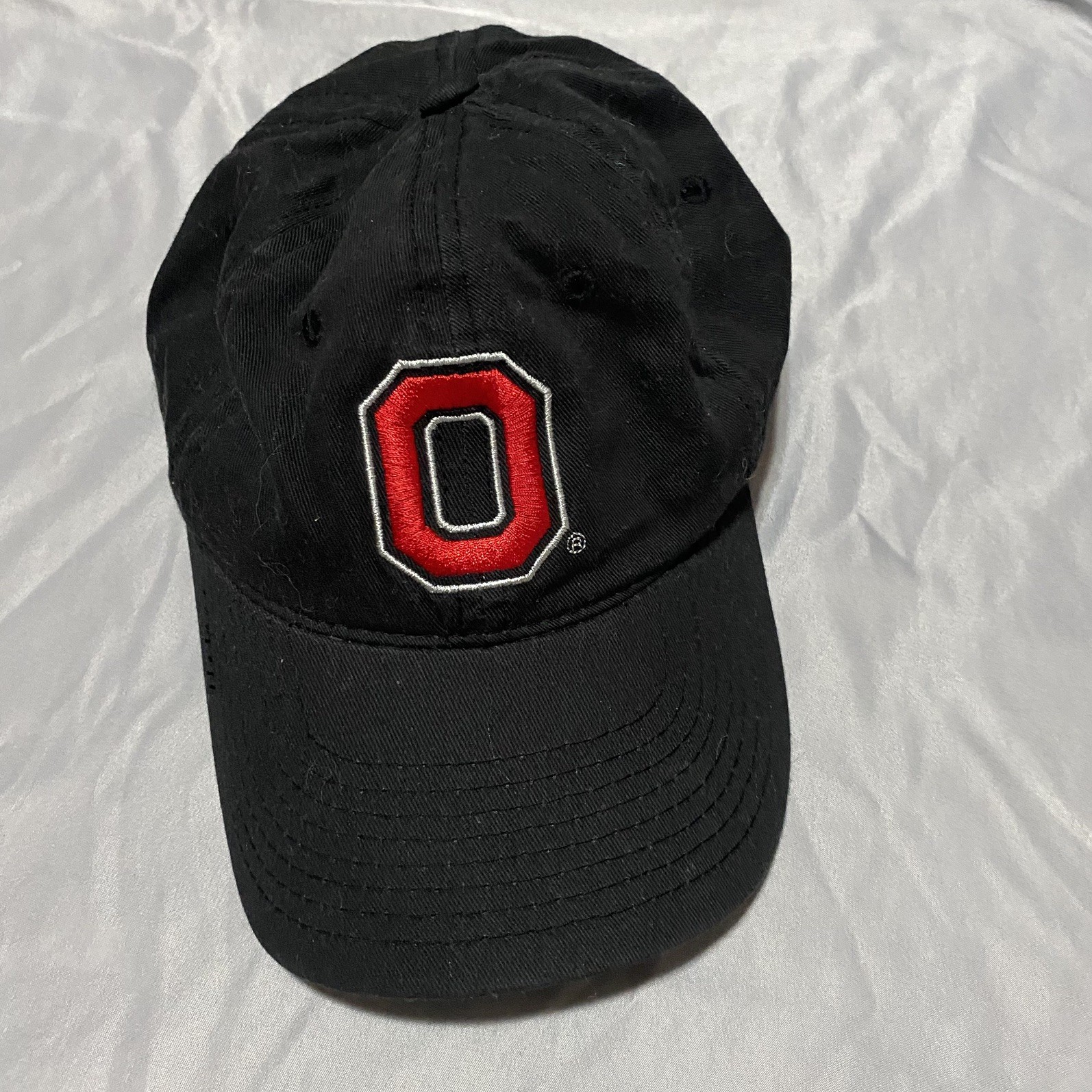 VTG TOTW Ohio State Buckeyes Black O Logo Flex Stretch Fitted S/M Hat VTG TOTW Ohio State Buckeyes Black O Logo Flex Stretch Fitted S/M Hat
