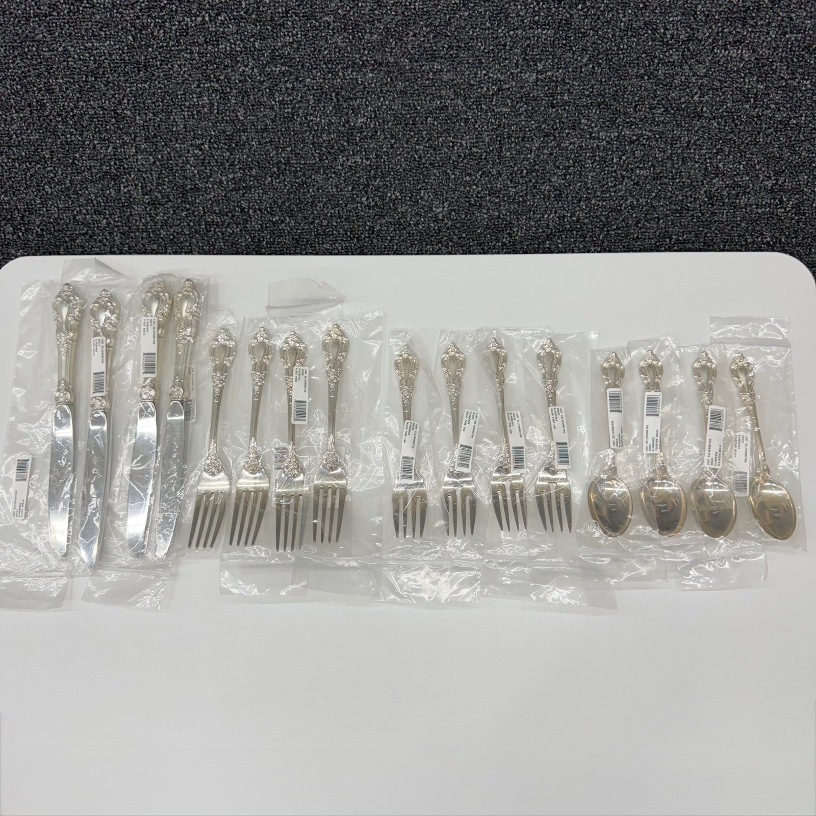 Lunt Eloquence Sterling Silver Flatware Set 16pc 4 Place Settings New In Plastic Lunt Eloquence Sterling Silver Flatware Set 16pc 4 Place Settings New In Plastic