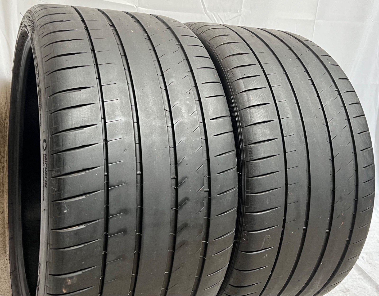 2 - NO REPAIRS 295/30ZR20 XL (101Y) Michelin Pilot Sport 4 S (N0) Porsche - 9115