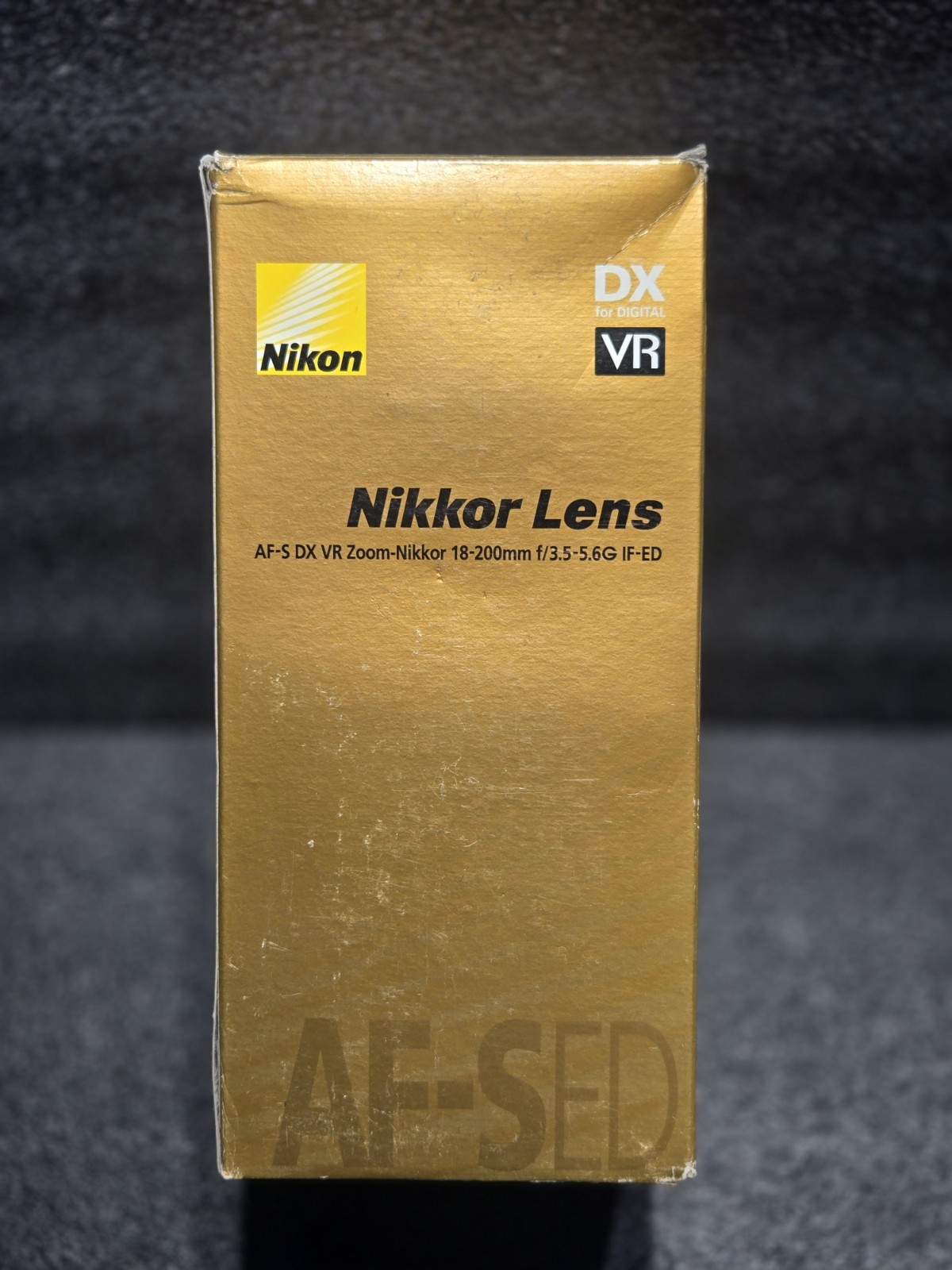 Nikon NIKKOR AF-S DX VR 18-200mm f/3.5-5.6G IF-ED Zoom Lens - Black