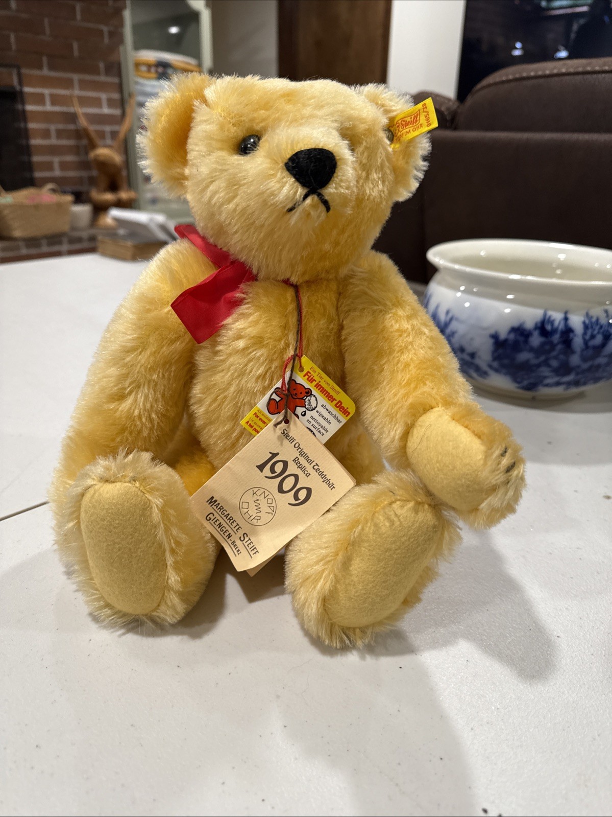Steiff Original Teddy Bear Replica 1909 with Tag Button