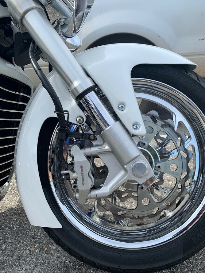 Fender Front Fiberglass Gelcoat 4 Suzuki Boulevard M109R  2006-2016