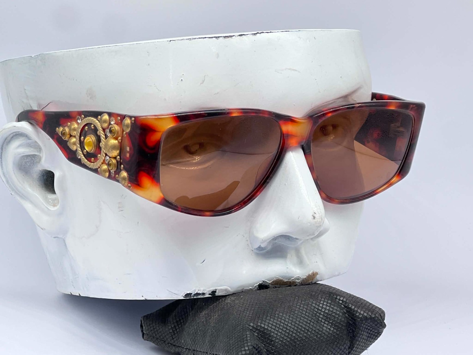 Vintage Le Zodiaque MOD 84 Tortoise Sunglasses Gold Studs Medusa Style Rare