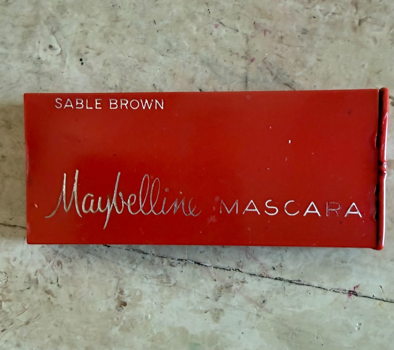 MAYBELLINE Sable Brown CAKE MASCARA CELLULOID BRUSH RED SLIDE CASE 1960's MAYBELLINE Sable Brown CAKE MASCARA CELLULOID BRUSH RED SLIDE CASE 1960's