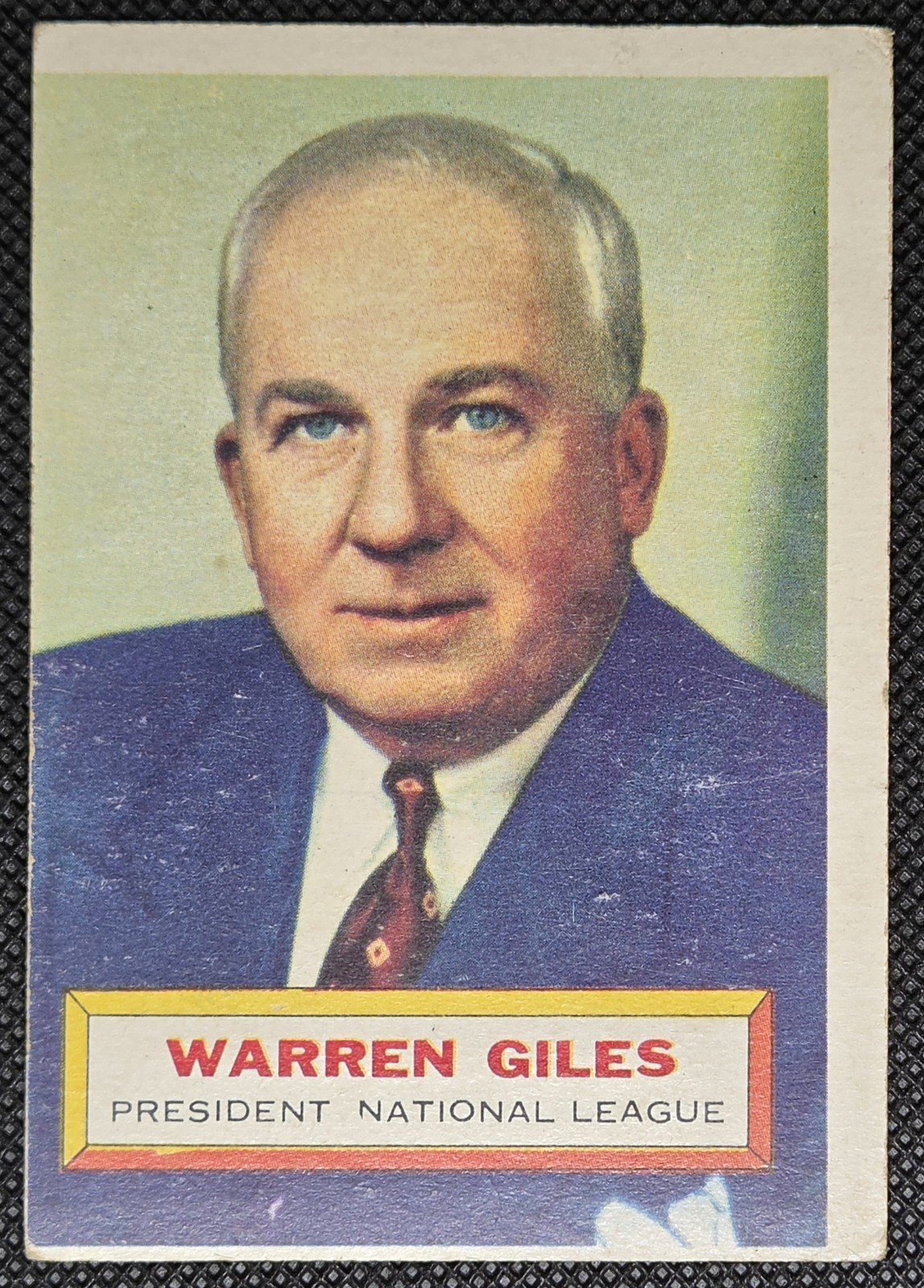 1956 Topps Warren Giles (White Back) #2 Rookie RC HOF 1956 Topps Warren Giles (White Back) #2 Rookie RC HOF