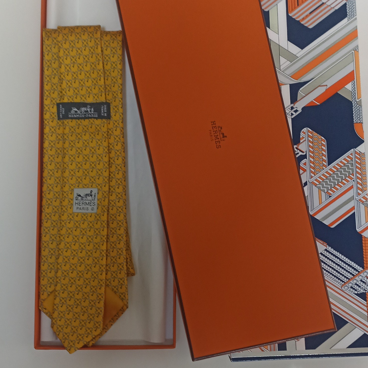 Hermès Paris Yellow Silk Tie with Original Silk Tie Box Box