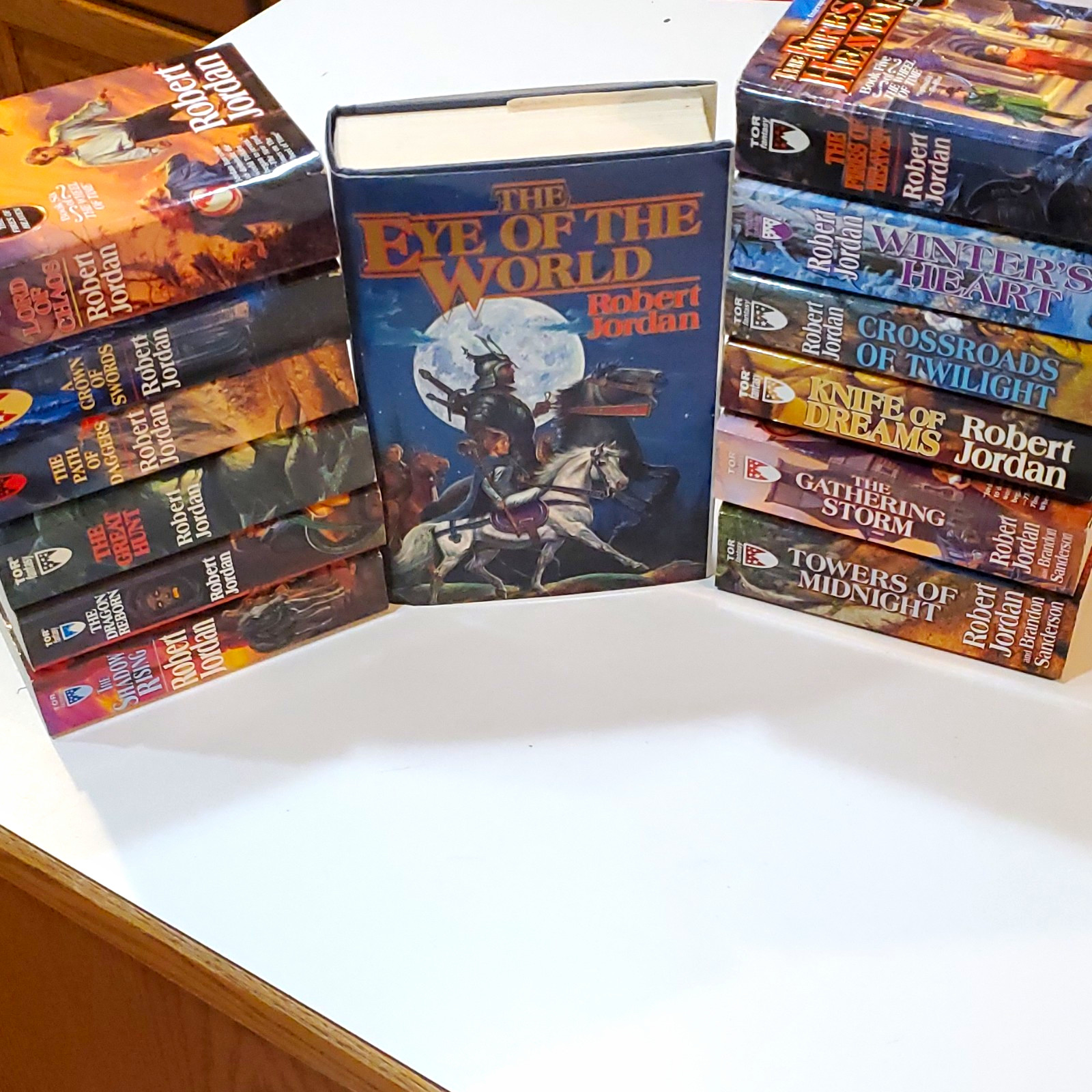 THE WHEEL OF TIME-ROBERT JORDAN-FIRST 12 BOOKS IN THE SERIES THE WHEEL OF TIME-ROBERT JORDAN-FIRST 12 BOOKS IN THE SERIES