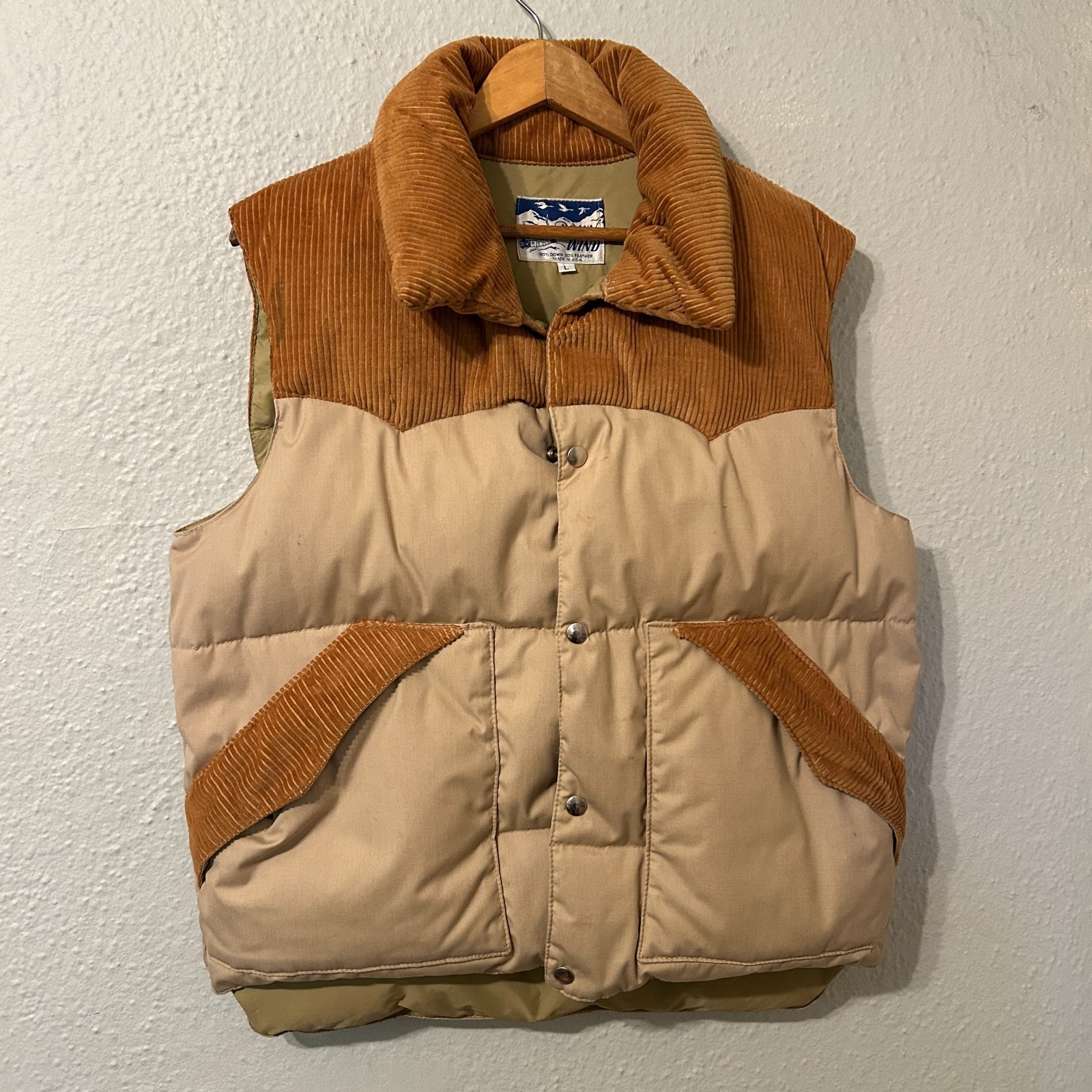 Vtg 70s Down Wind Mens L Goose Puffer Vest Khaki Brown Corduroy Rocky Mountain Vtg 70s Down Wind Mens L Goose Puffer Vest Khaki Brown Corduroy Rocky Mountain