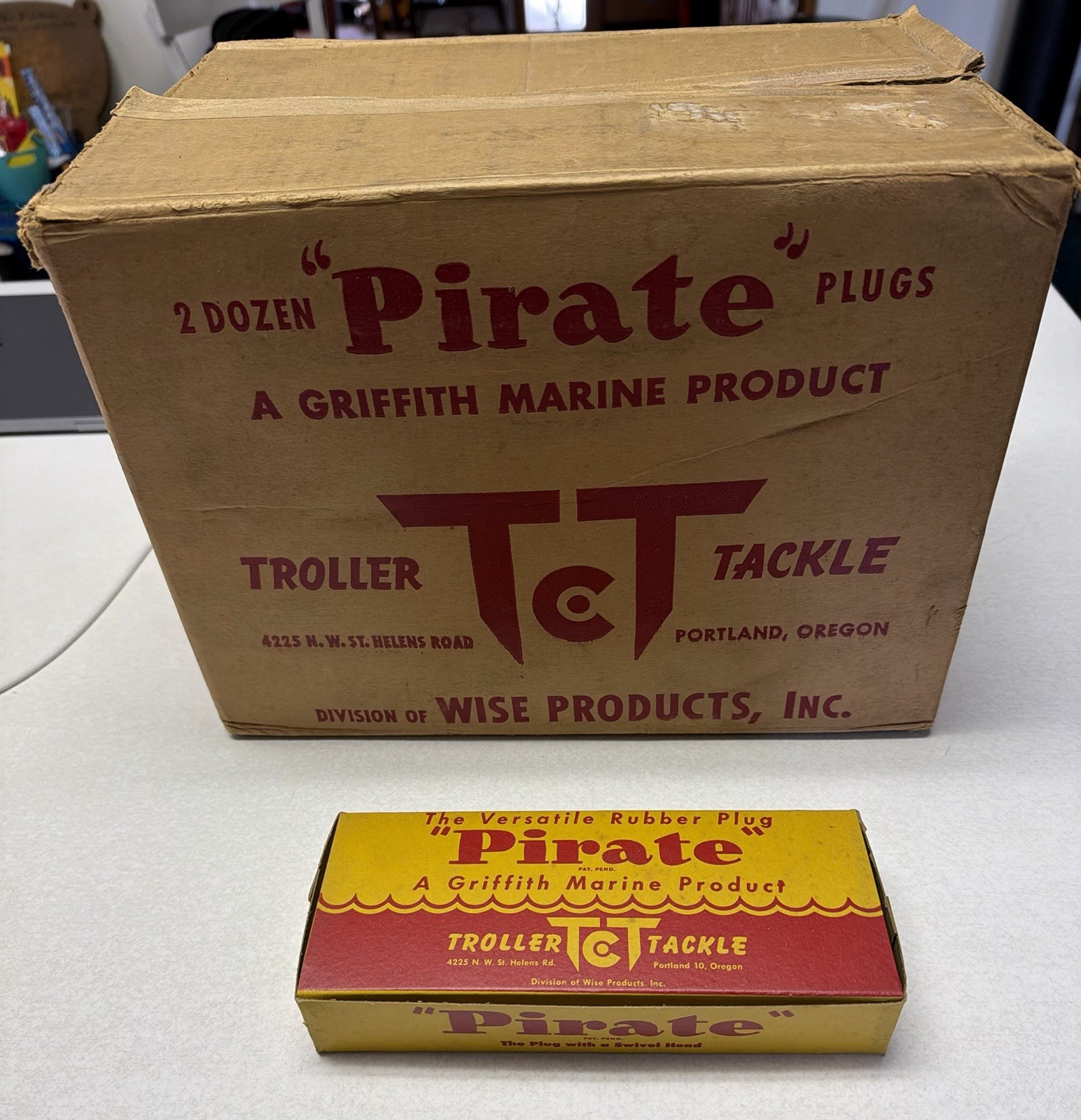 Vintage 1930’s T & T Pirate Troller Lure Tackle Portland NOS NIB + Store Box