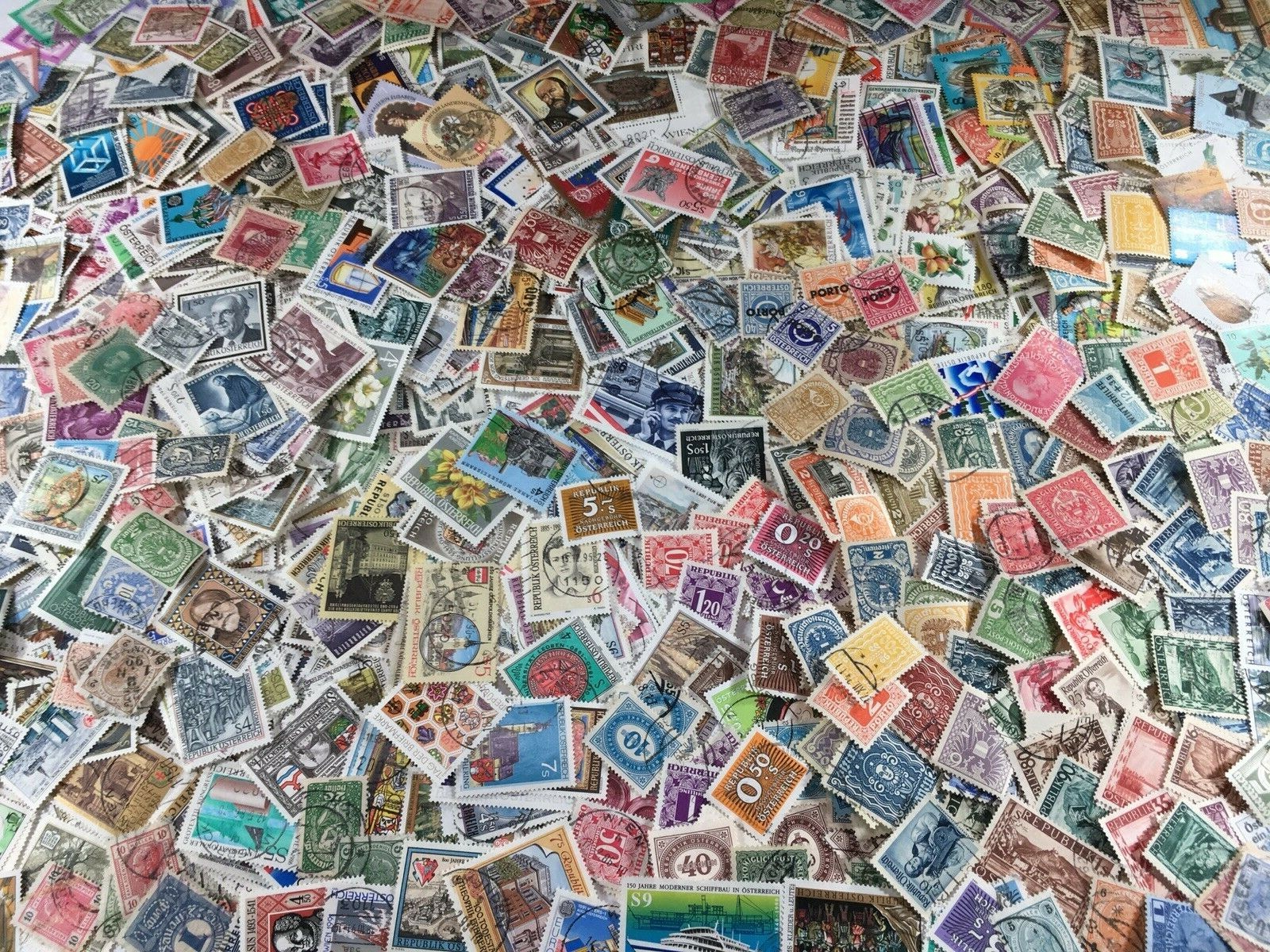 AUSTRIA - 1000 STAMPS - ALL DIFFERENT - USED - With Sets - Great Collection