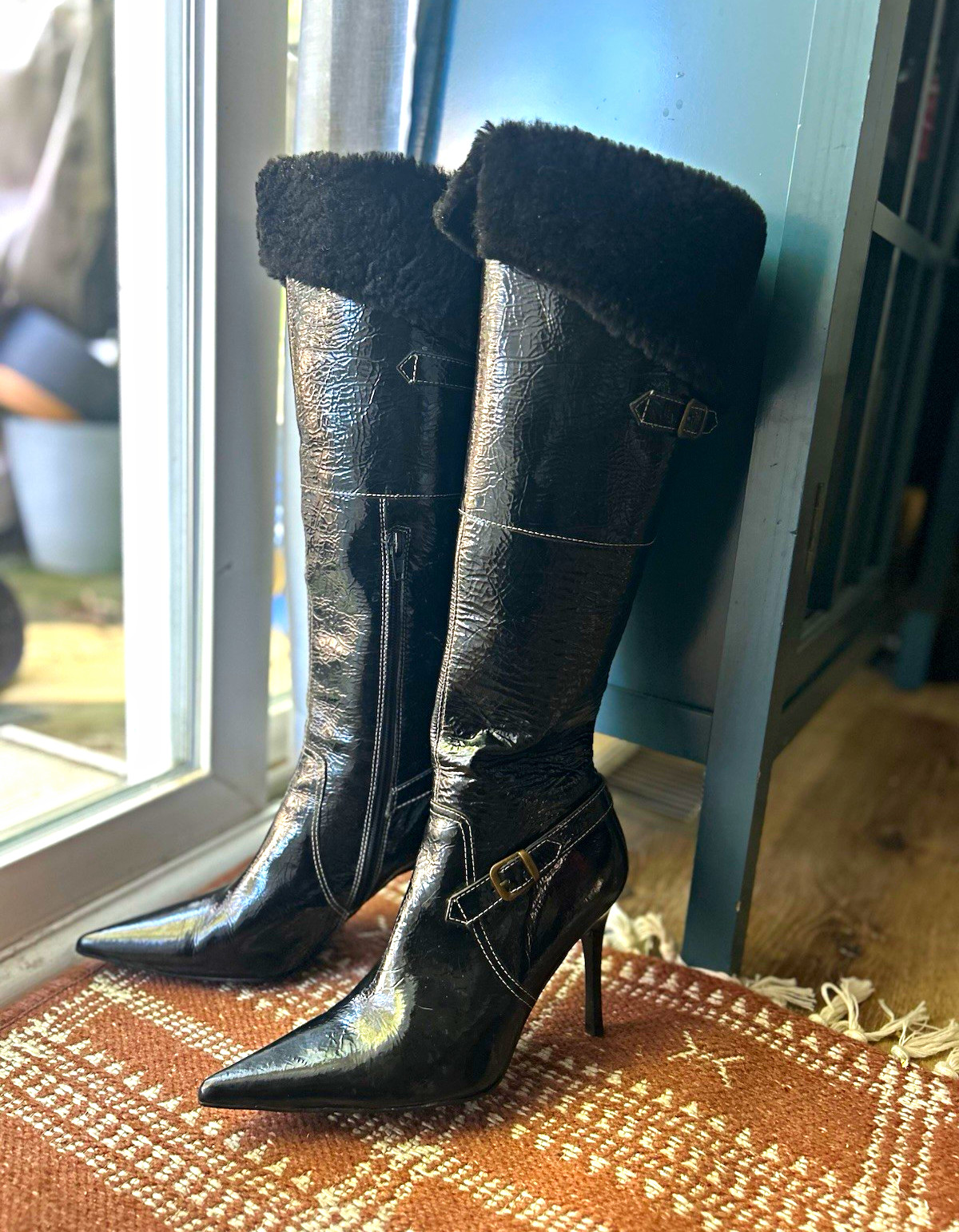 RARE Steve Madden Vintage 90s/Y2k Fur Cuff Patent Leather Calf Buckle Boot Heels