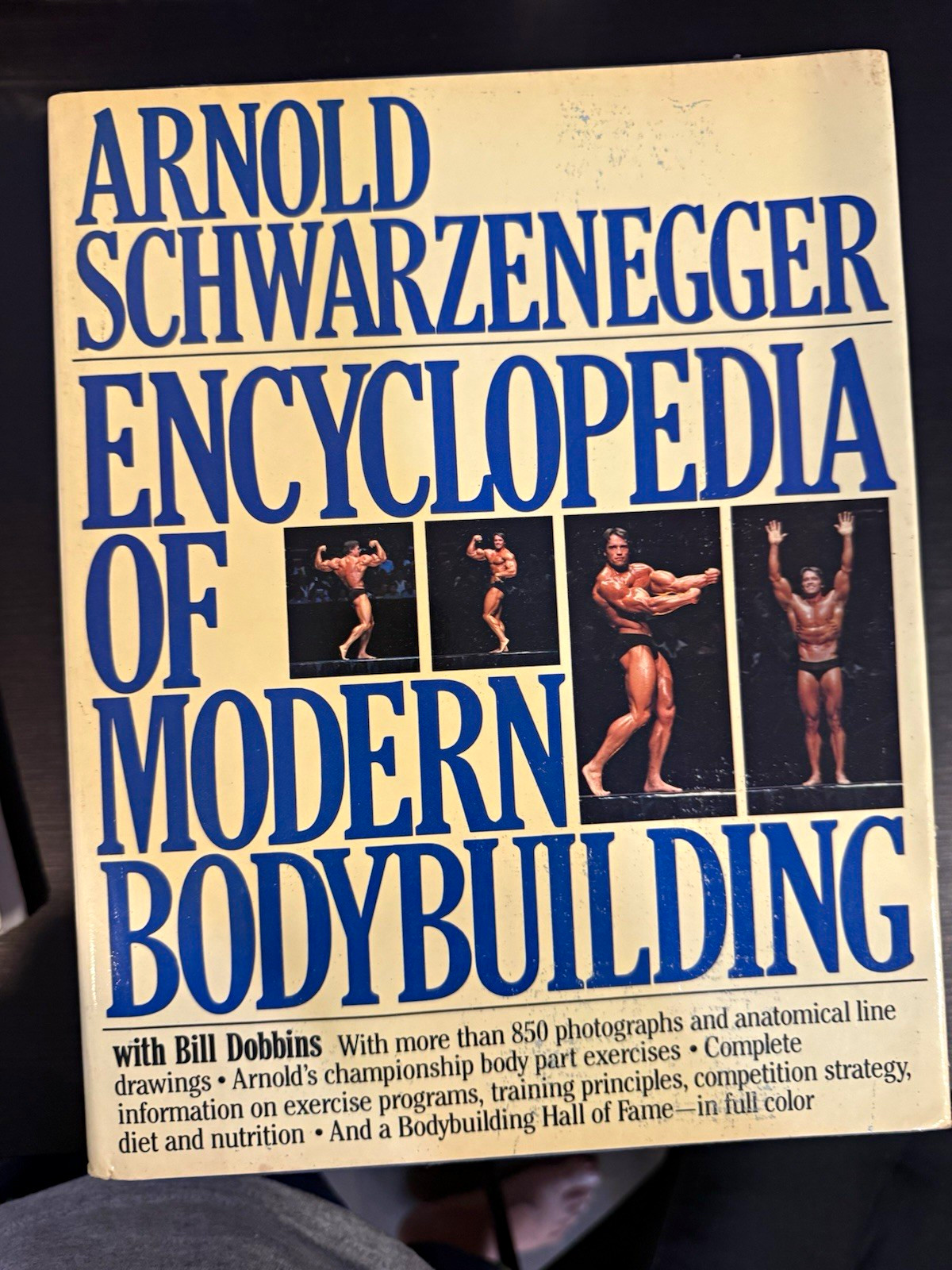 Vintage 1985 Arnold Schwarzenegger Encyclopedia Modern Bodybuilding HARDCOVER