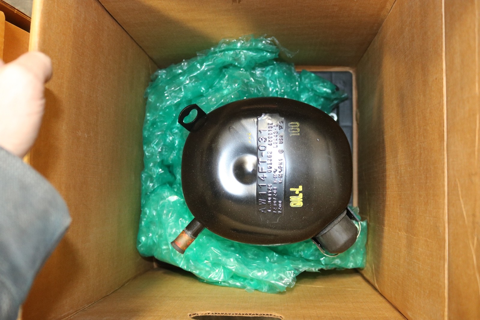NEW Tecumseh Compressor AW114FT-031 