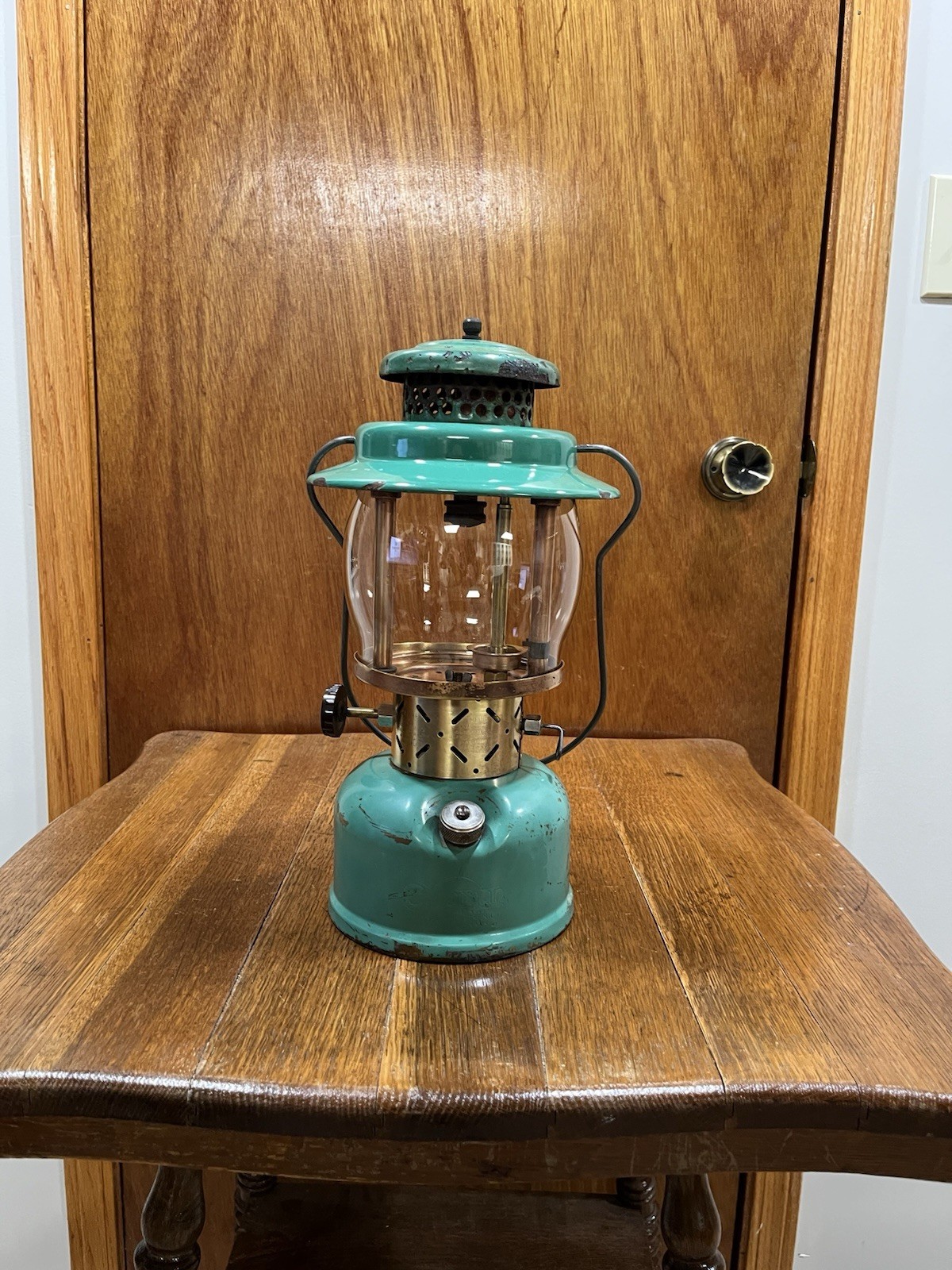 Vintage Coleman Model 237 Empire Lantern ( Rare Sea Foam Version )