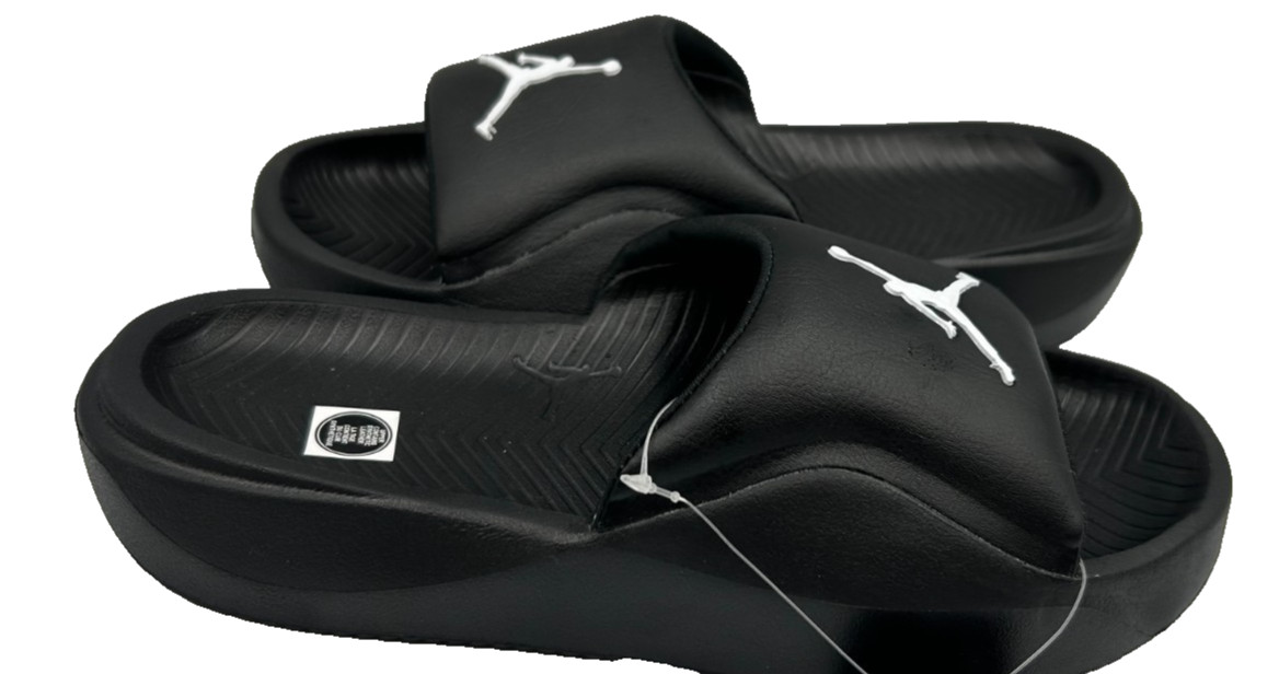 Jordan Youth Boy\'s Franchise Slip On Sandal Slides Black/White Size:5 205R