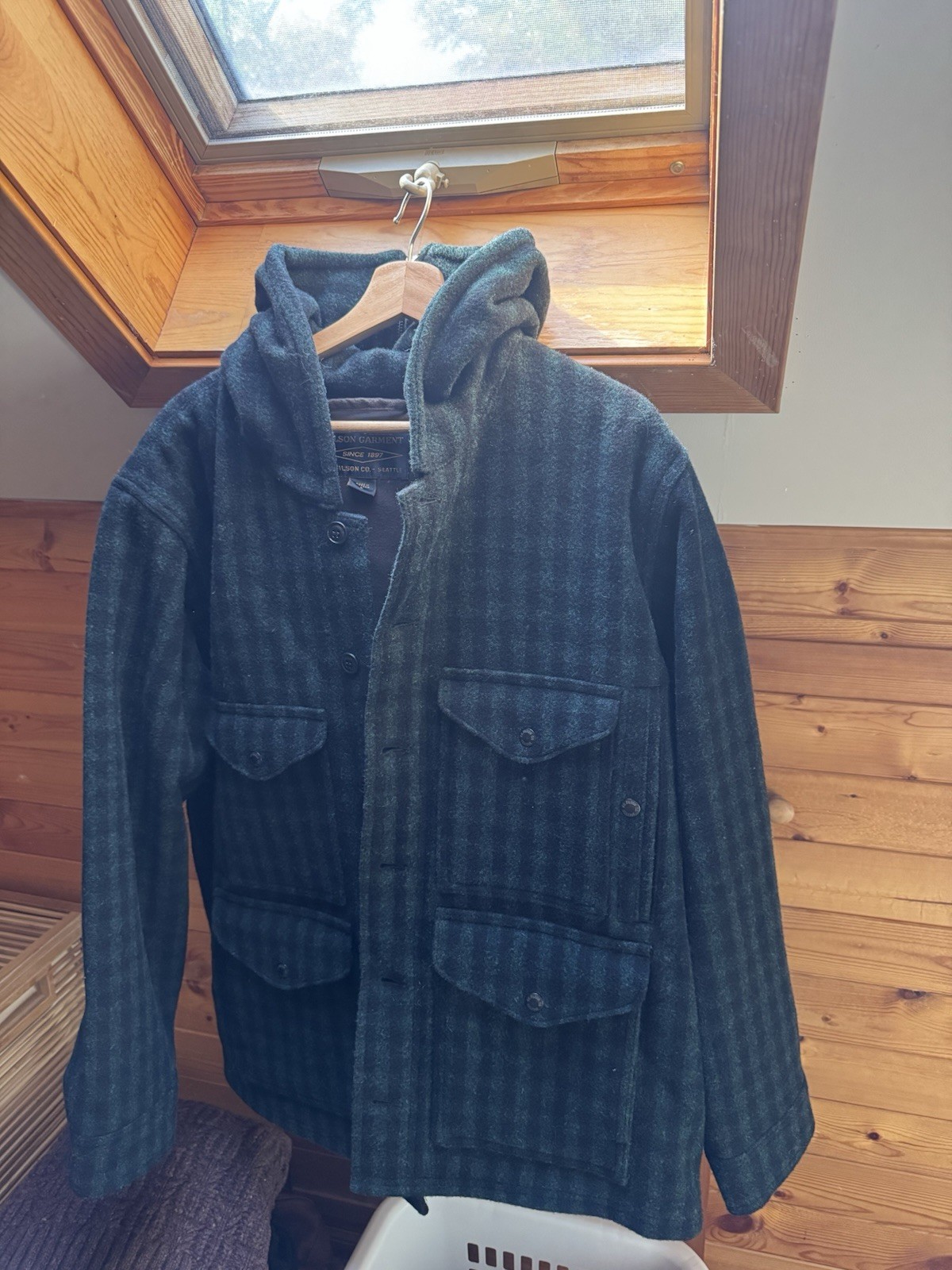 NWOT Filson Mackinaw Wool Hooded Cruiser Jacket Green Black Plaid Size L