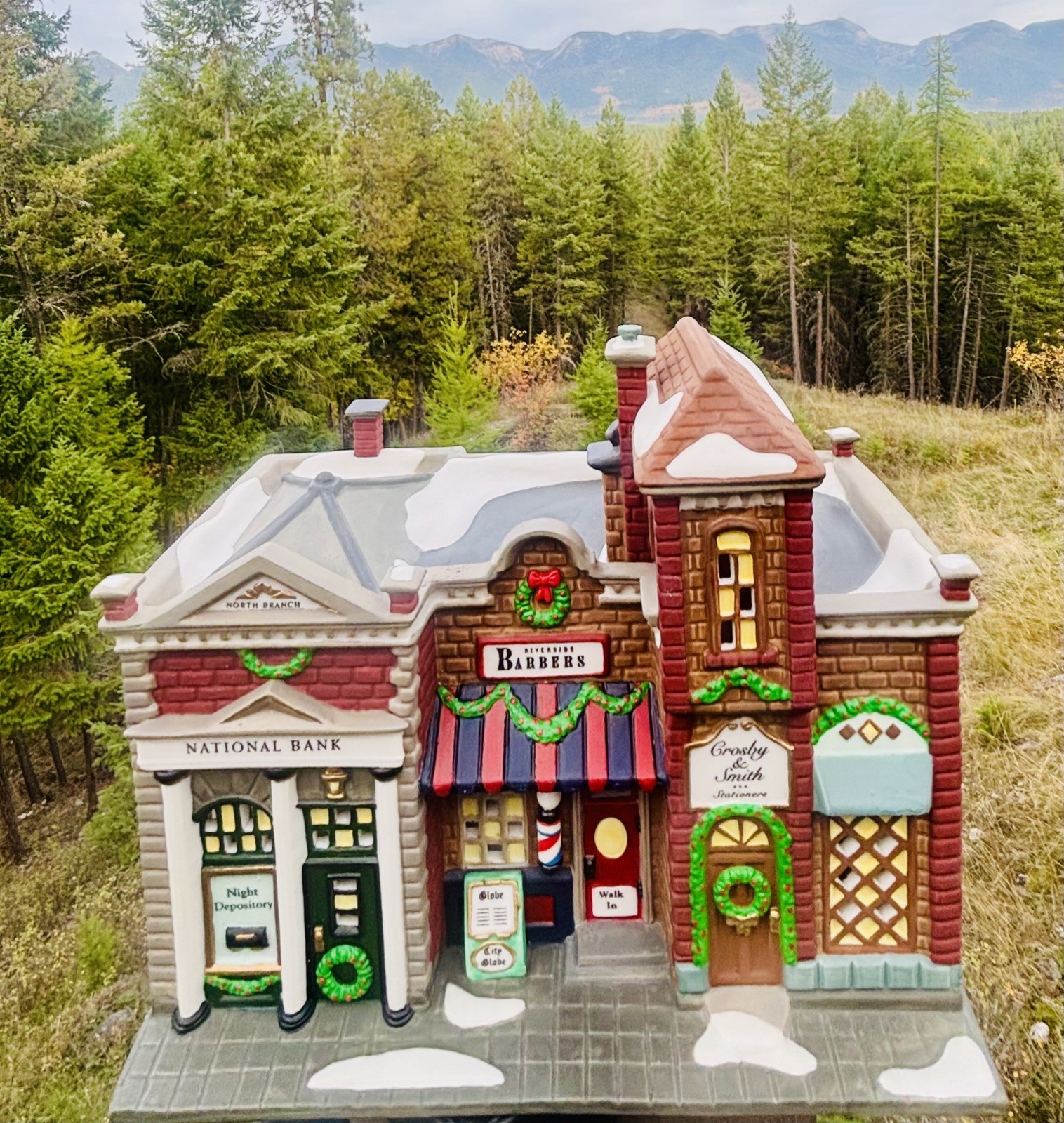 Department 56 Riverside Row Shops Christmas In The City Series #58888 1997 Department 56 Riverside Row Shops Christmas In The City Series #58888 1997