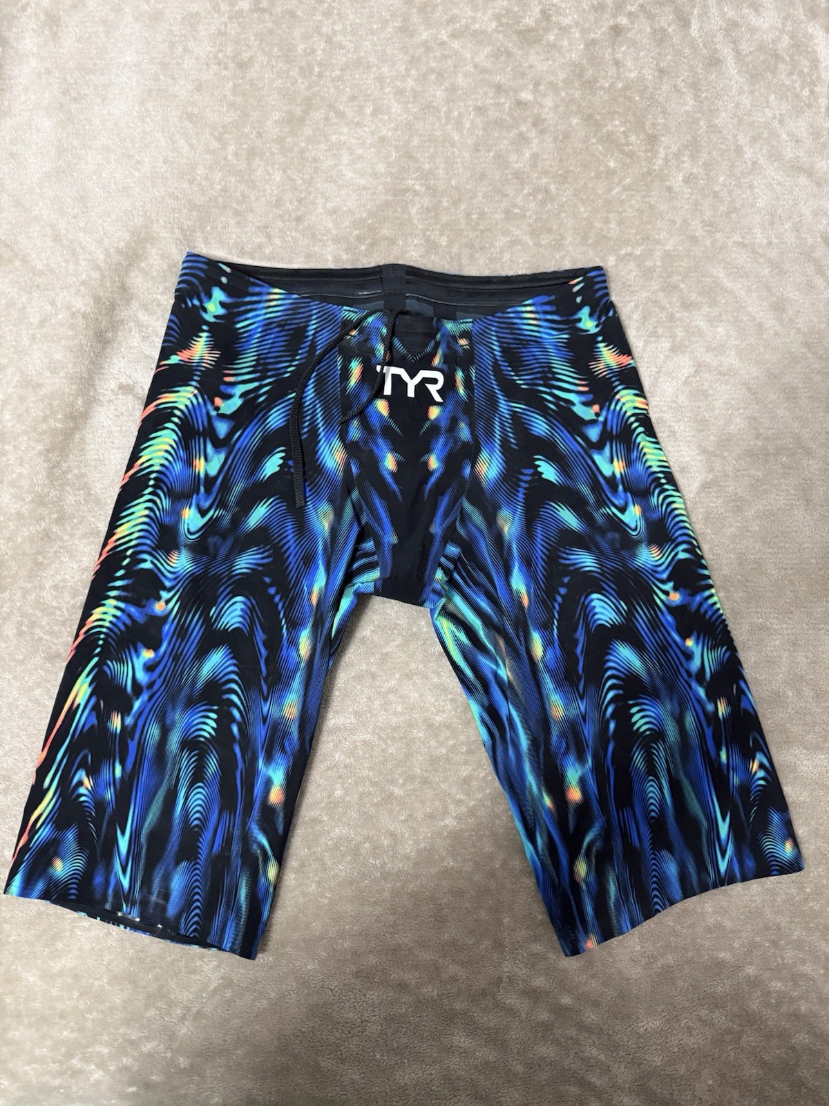 TYR Venzo Men\'s Jammer Size 32