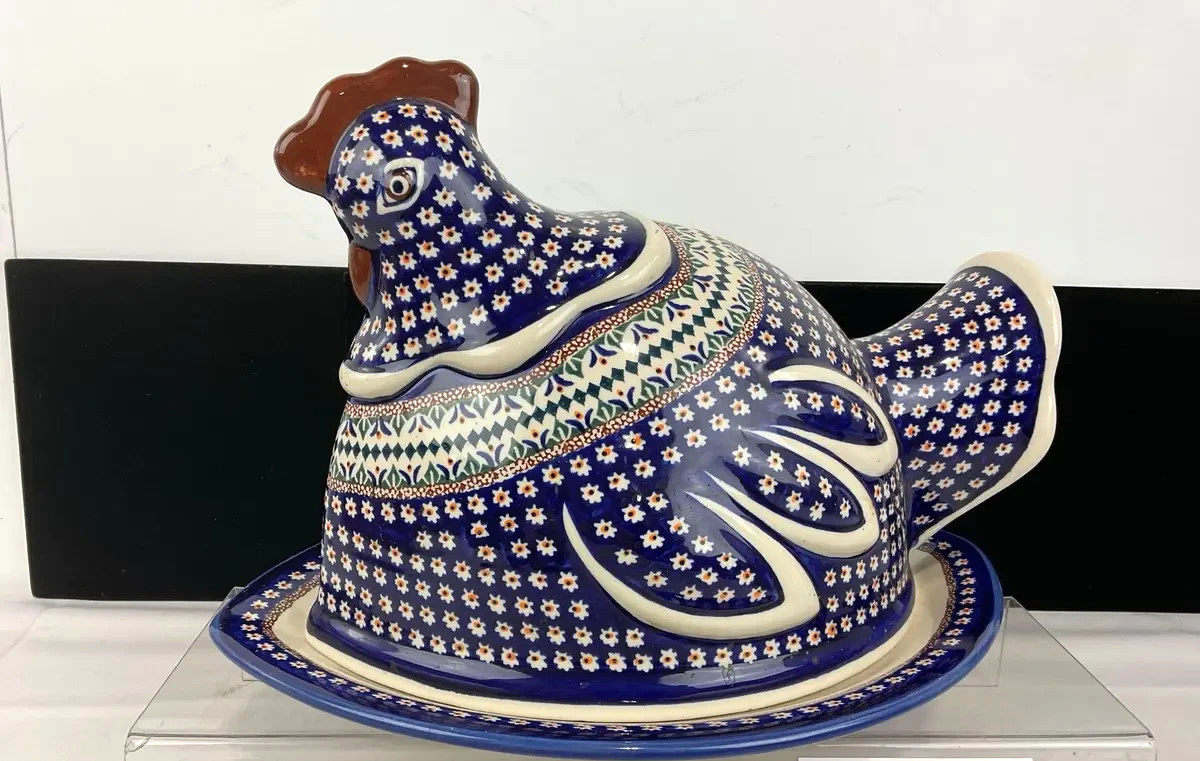 Unikat Hand Painted Polish Pottery Hen Covered Dish  Signed Iwona Wegrynowska