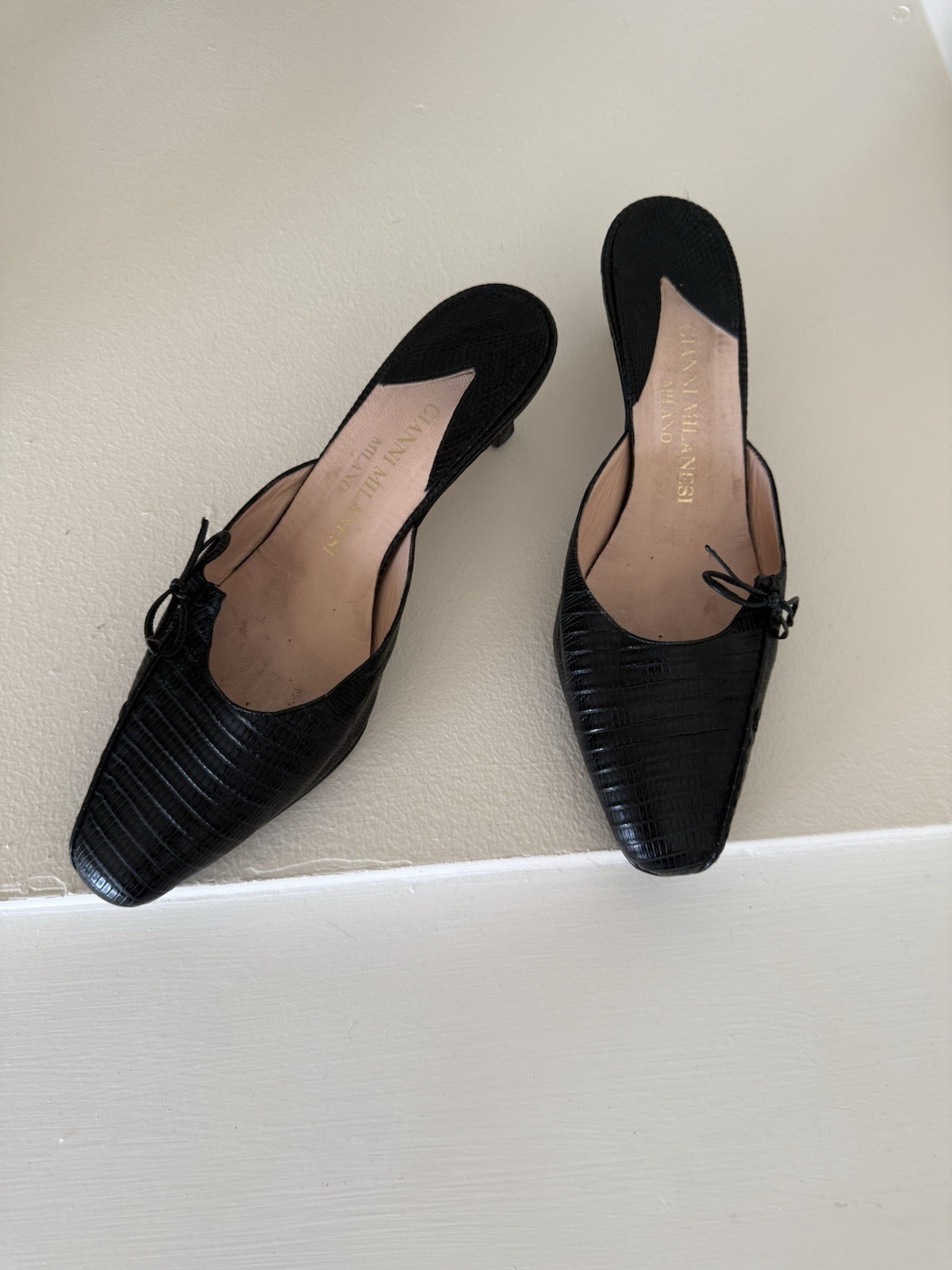 Gianni Milanesi Italian Made Croc-Embossed Leather Kitten Heel Mules Gianni Milanesi Italian Made Croc-Embossed Leather Kitten Heel Mules