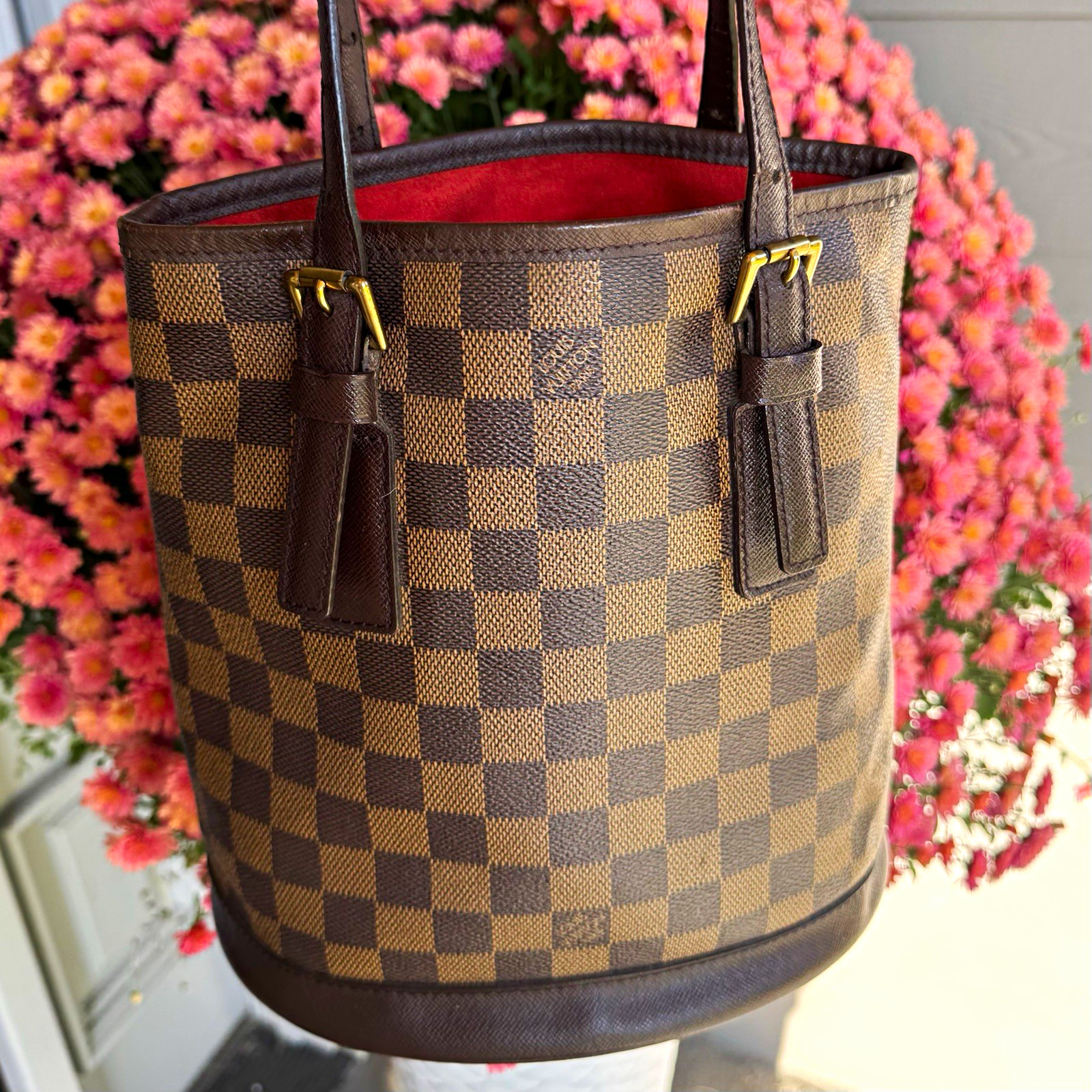 Vintage Louis Vuitton Marais Bucket Bag in Damier Ebene