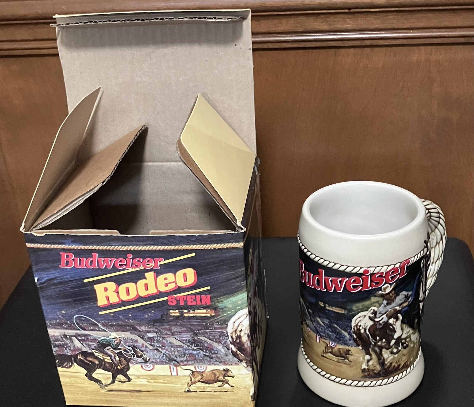 1992 Budweiser Rodeo Beer Stein -Nice Designs, Great Action Scenes (1760) 1992 Budweiser Rodeo Beer Stein -Nice Designs, Great Action Scenes (1760)