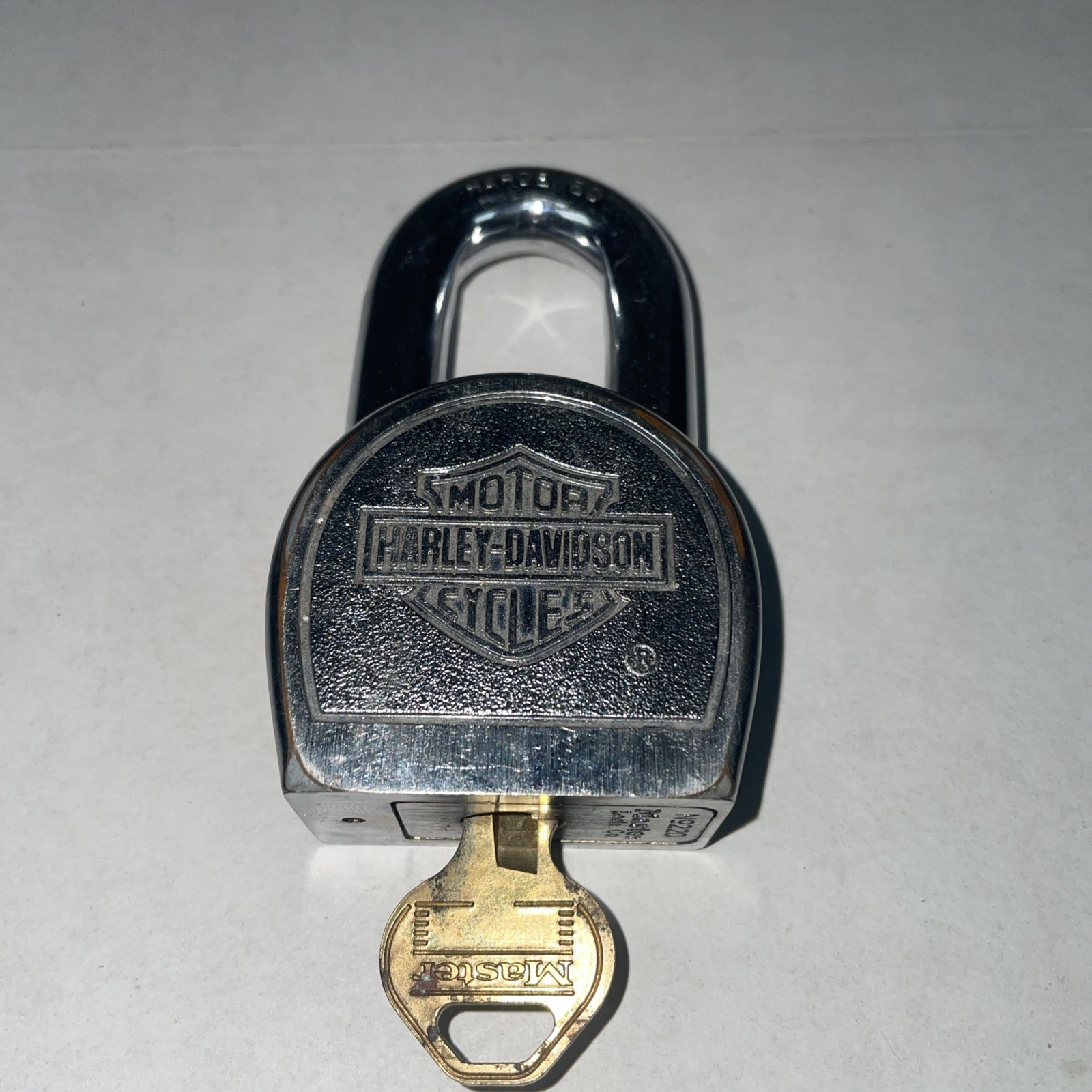 Vintage Harley Davidson H.D. Padlock No. 220 Master Lock Co. w/ One Key