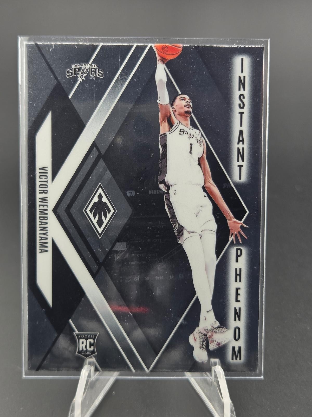 2023-24 Panini Phoenix Victor Wembanyama RC Instant Phenom #13