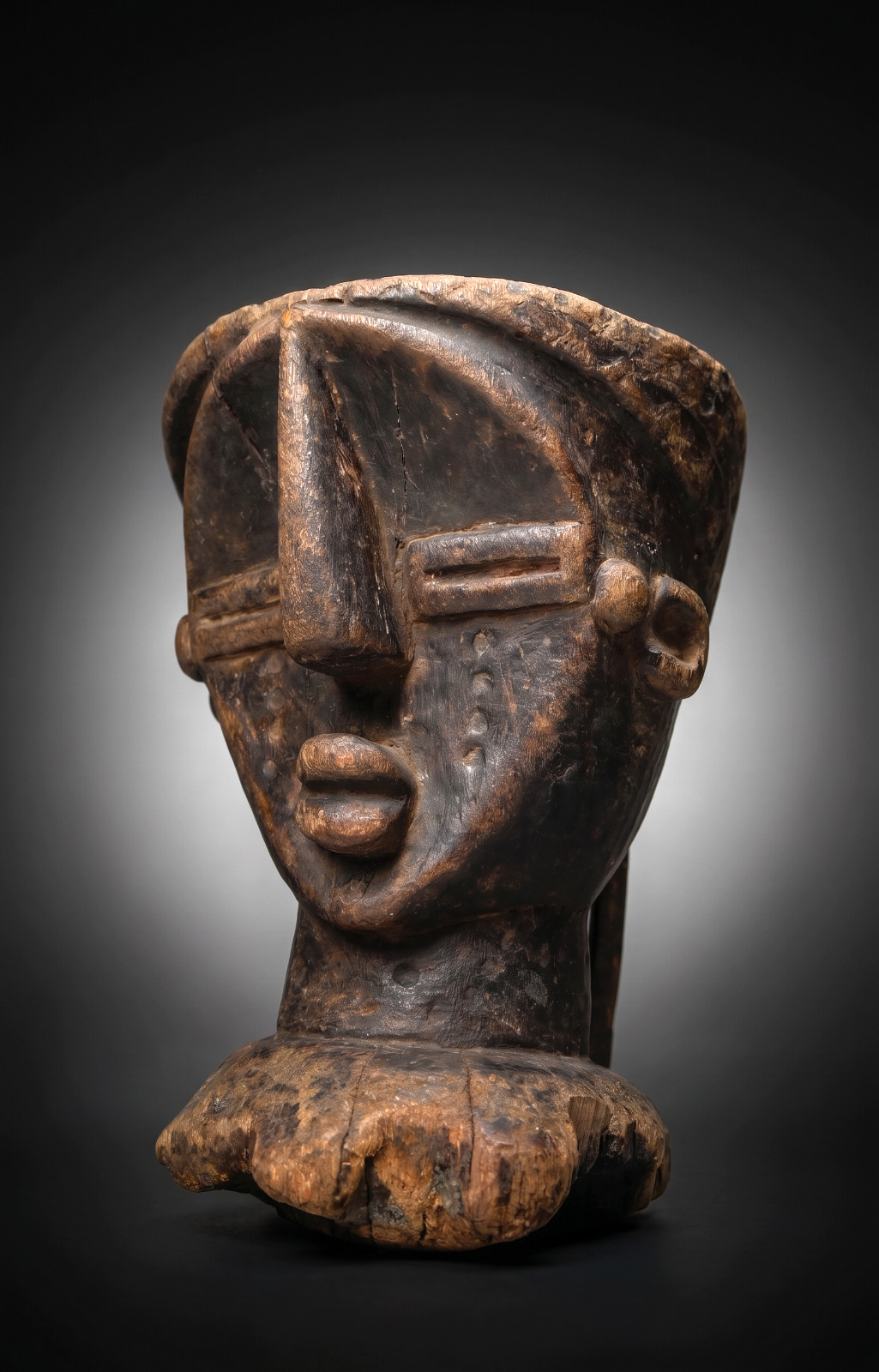 A 19th/20th century Lwalwa Medicine Mortar