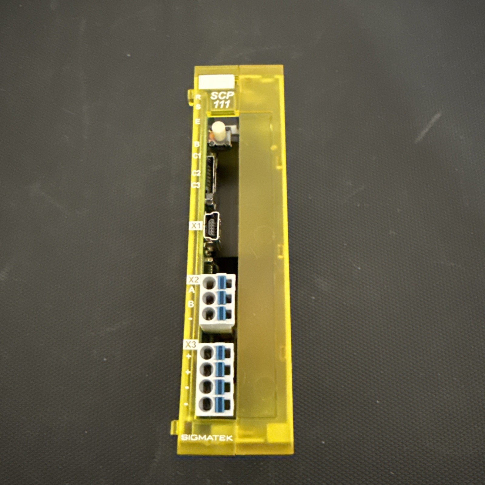 1PC NEW SIGMATEK SCP111-2 20-890-111-2  - New (no box)