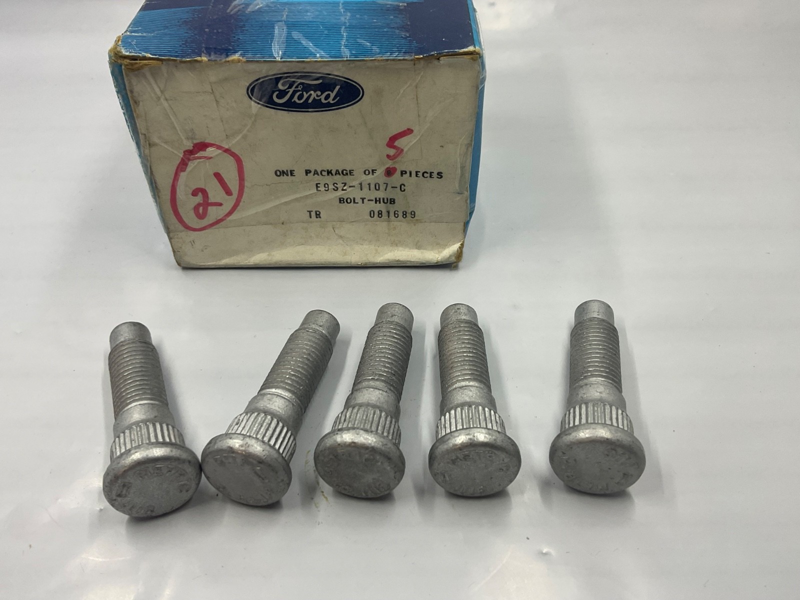 5 NOS E9SZ-1107-C Front Hub Bolts Wheel Studs Thunderbird Cougar
