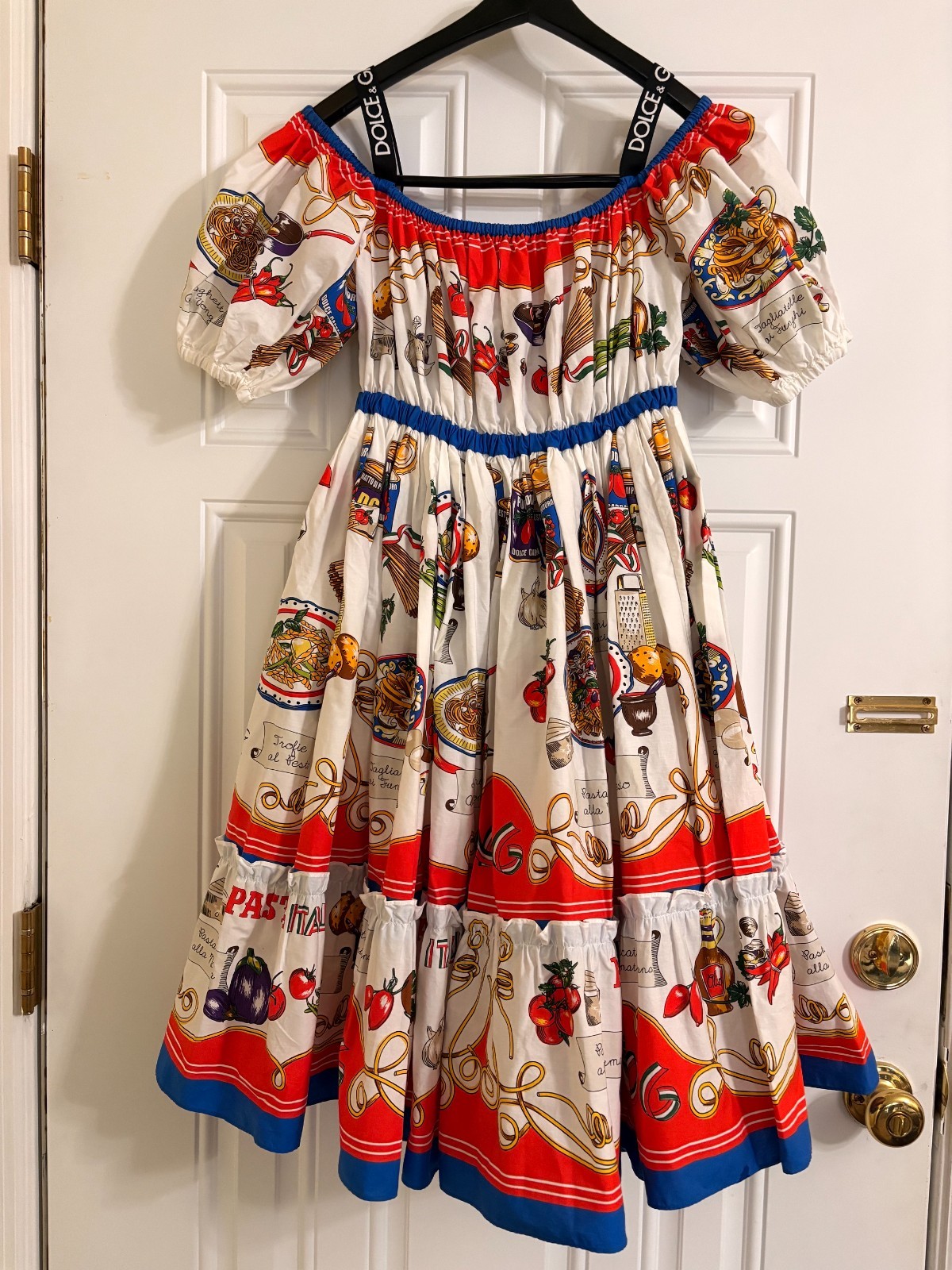 Dolce & Gabbana Capri Midi off Shoulder Pasti Italiana Print Dress. Size IT44 Dolce & Gabbana Capri Midi off Shoulder Pasti Italiana Print Dress. Size IT44