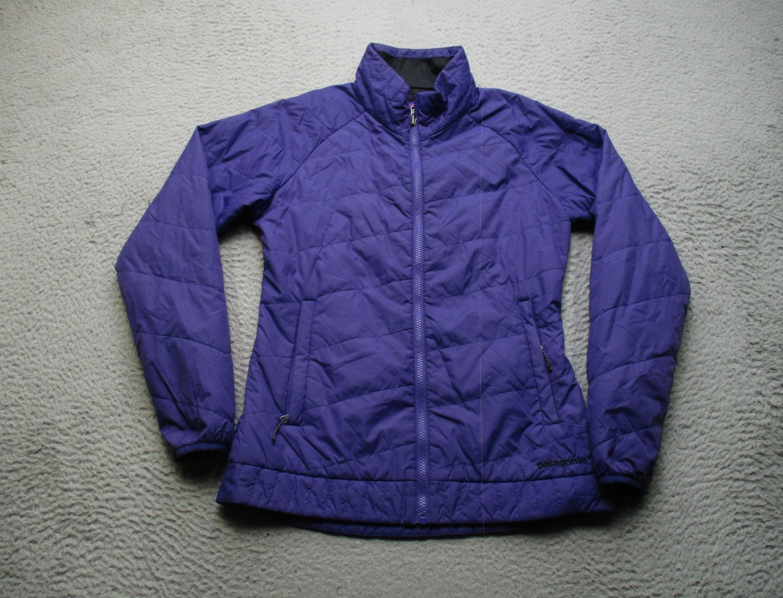 Patagonia Jacket Womens XS Purple Quilted Full Zip Hiking Camp Insulated Patagonia Jacket Womens XS Purple Quilted Full Zip Hiking Camp Insulated