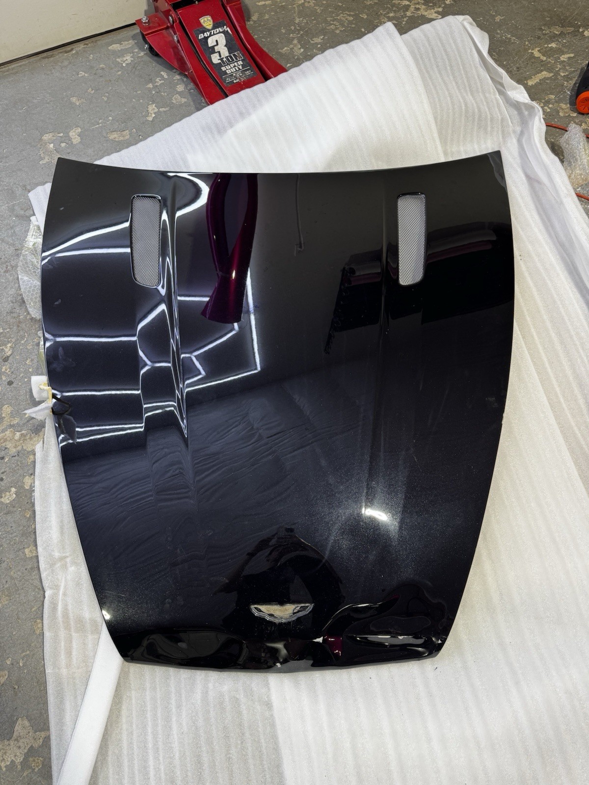 2007 Aston Martin Vantage V8 Hood