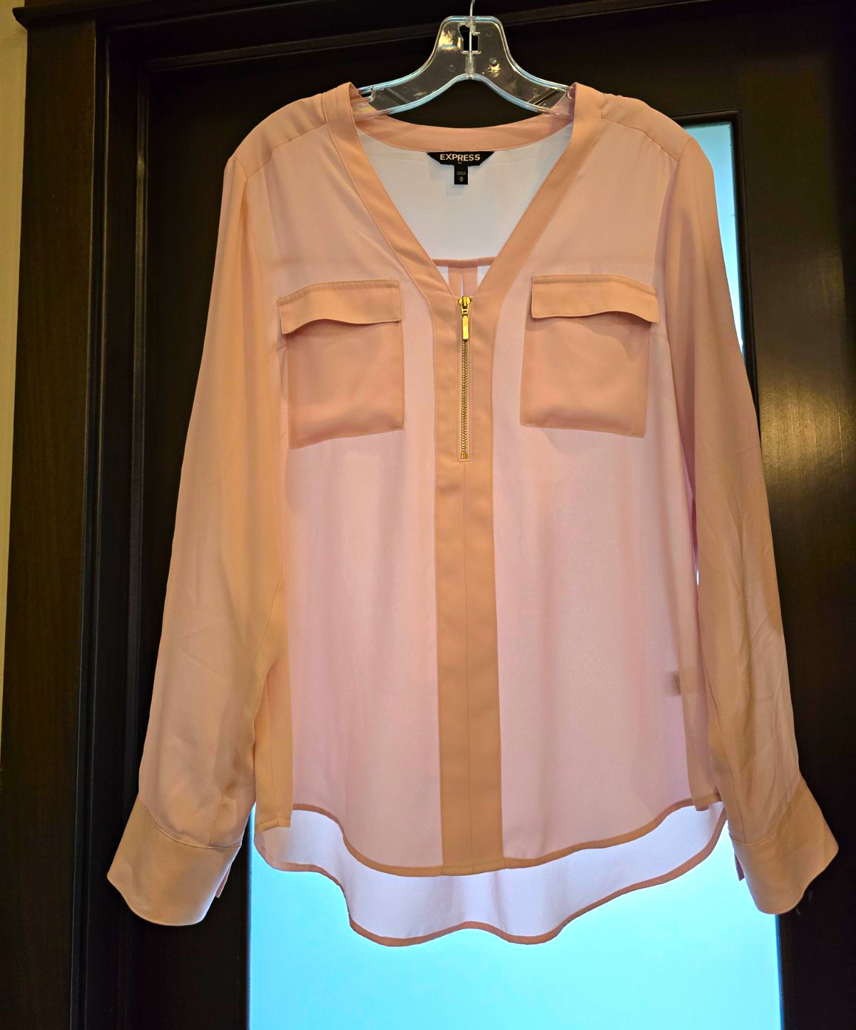Express Women\'s Pink Chiffon V-Neck Zip Front Long Sleeve Blouse, Size M