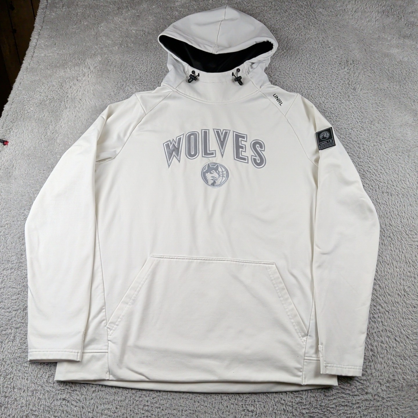 UNRL x Minnesota Timberwolves Hoodie Mens L White Limited Edition Rare Pullover